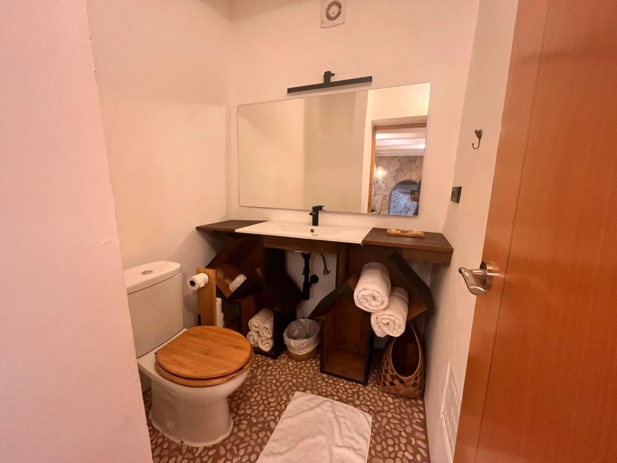 Bathroom in Boutique Hostal La Curandera de Salinas