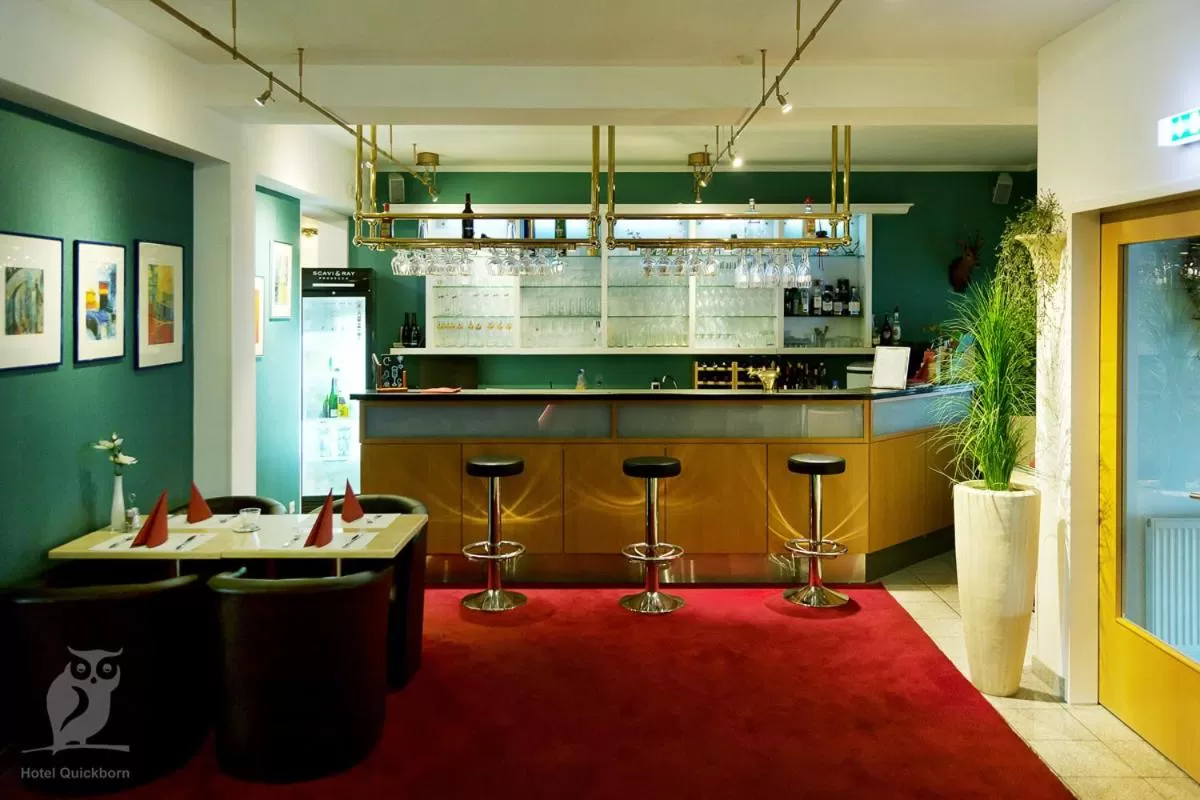 Restaurant/places to eat in Hotel Quickborn & Gästehaus Hesse