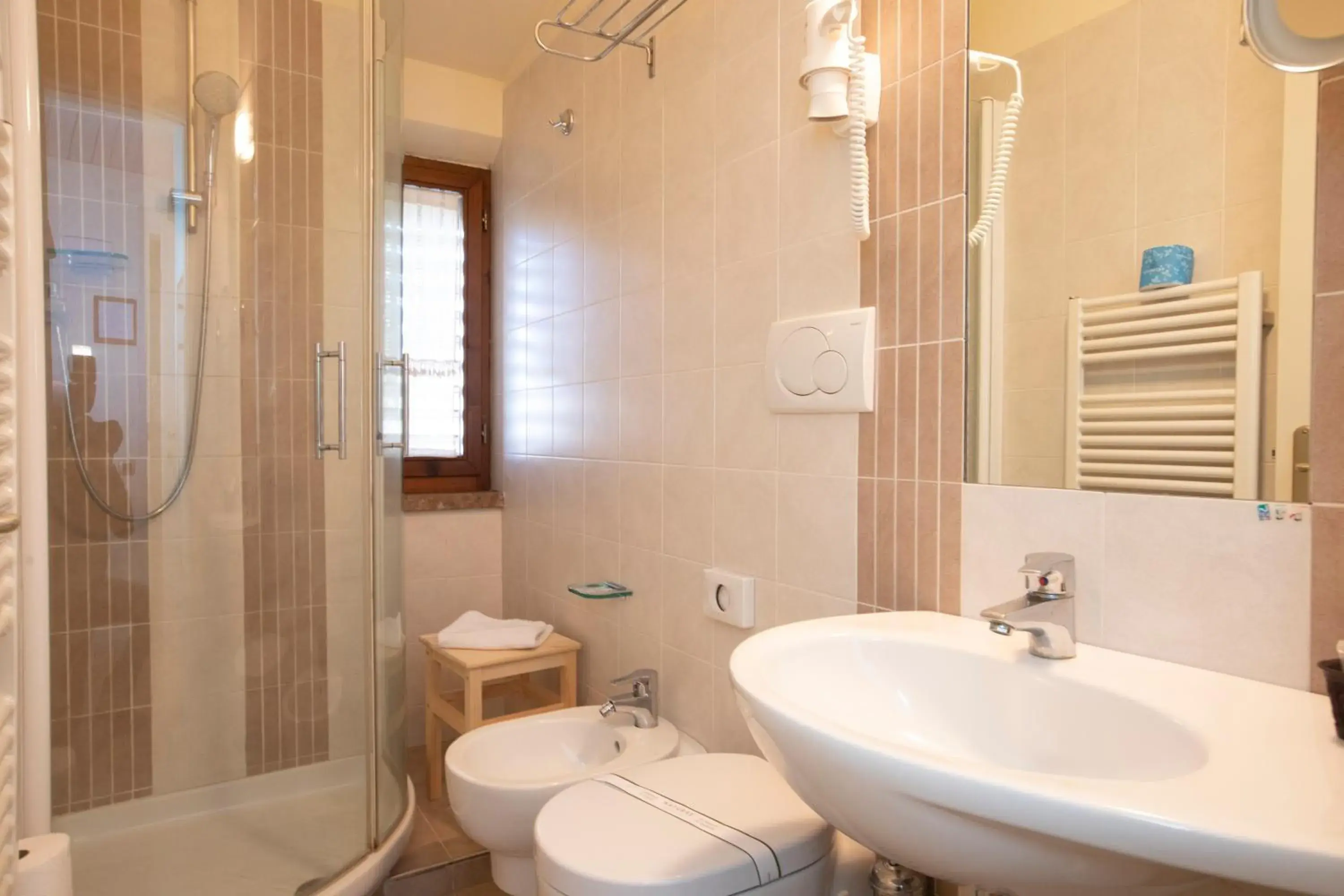 Bathroom in Hotel Arcobaleno Siena