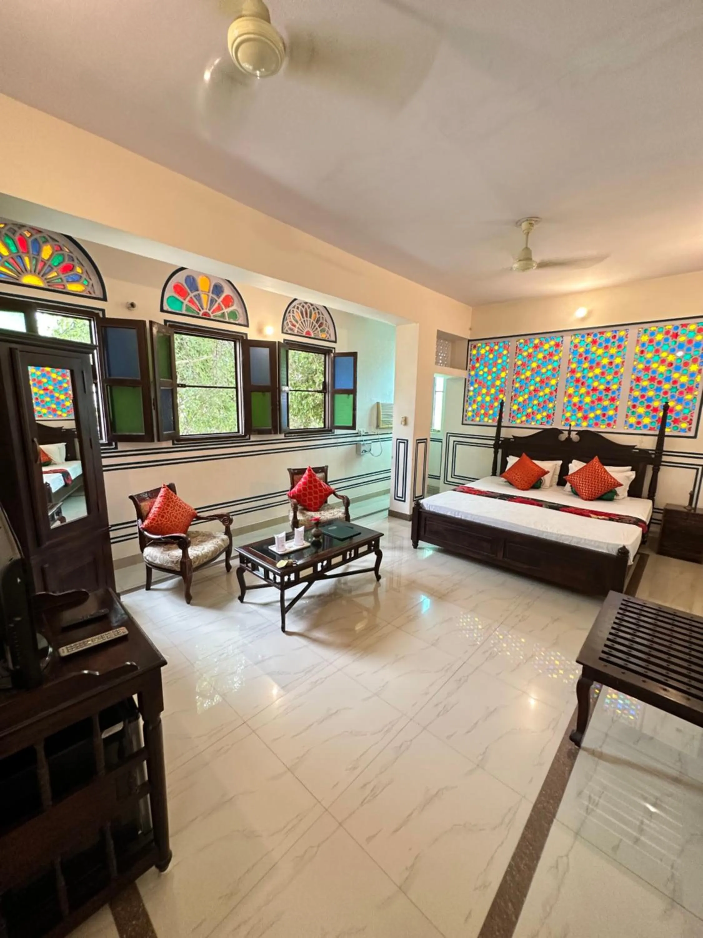 Bed in Rawla Mrignayani Palace