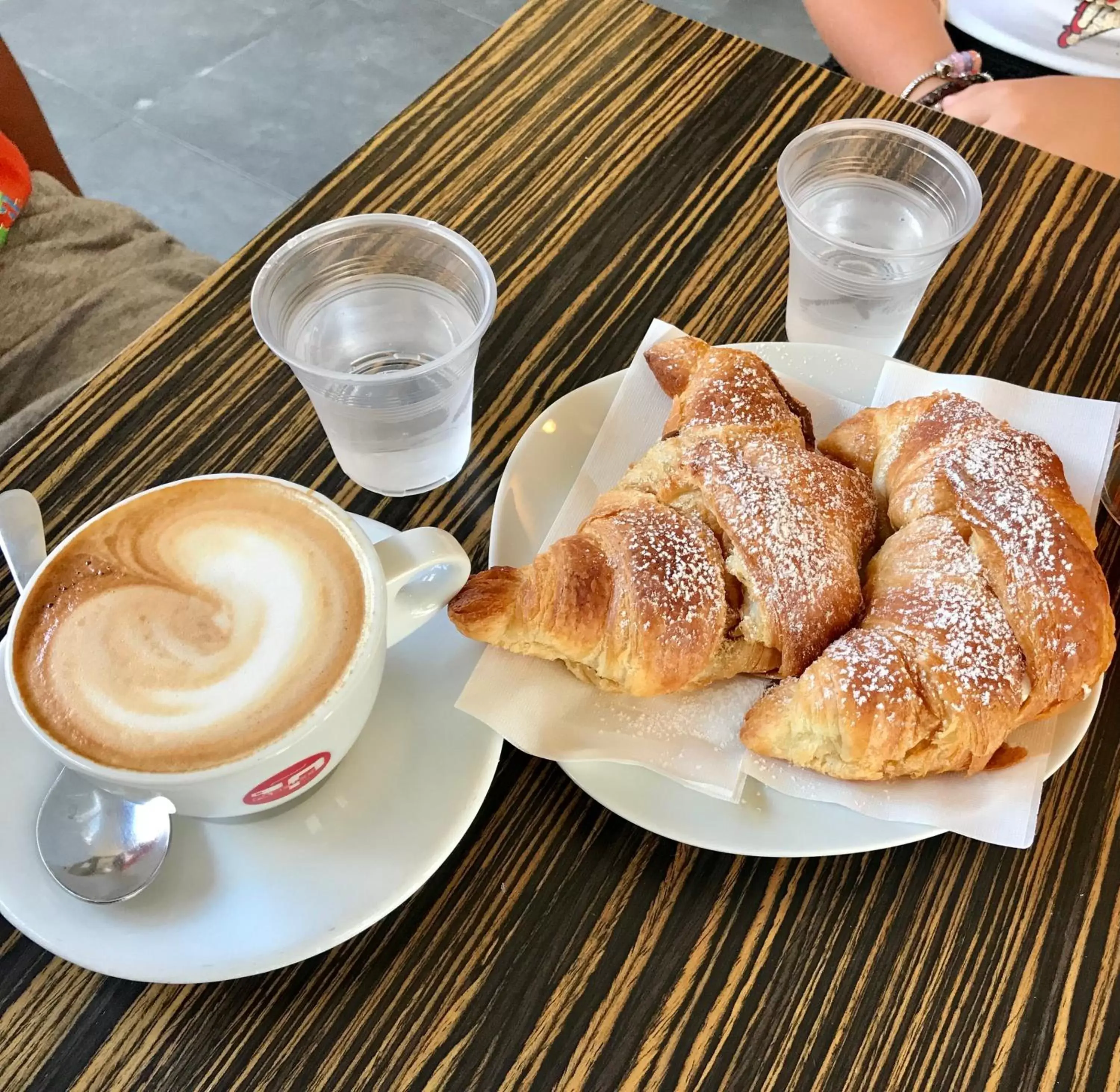 Breakfast in Amare il Mare