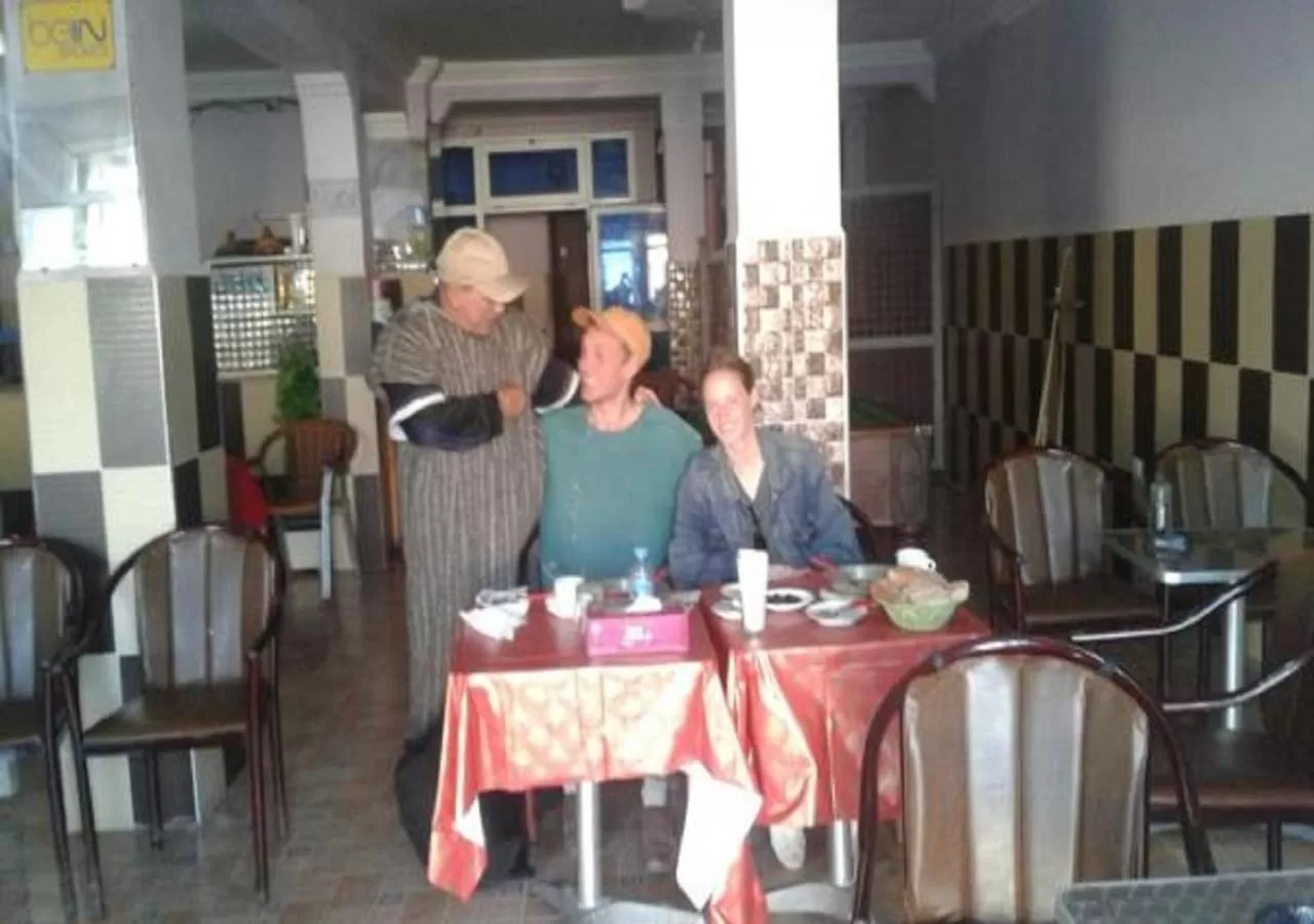 Restaurant/Places to Eat in Hotel El ghazi