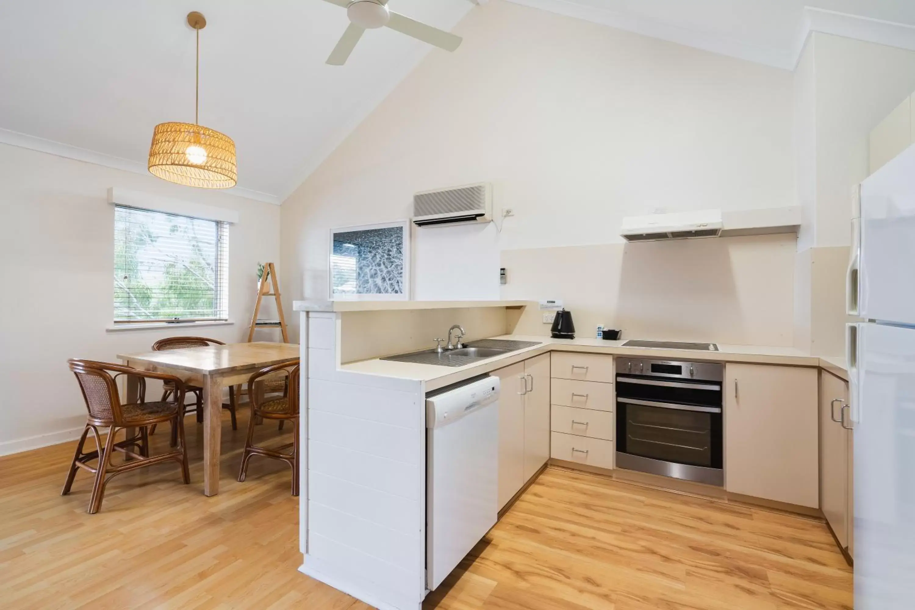 Kitchen/Kitchenette in Bay Village Resort Dunsborough