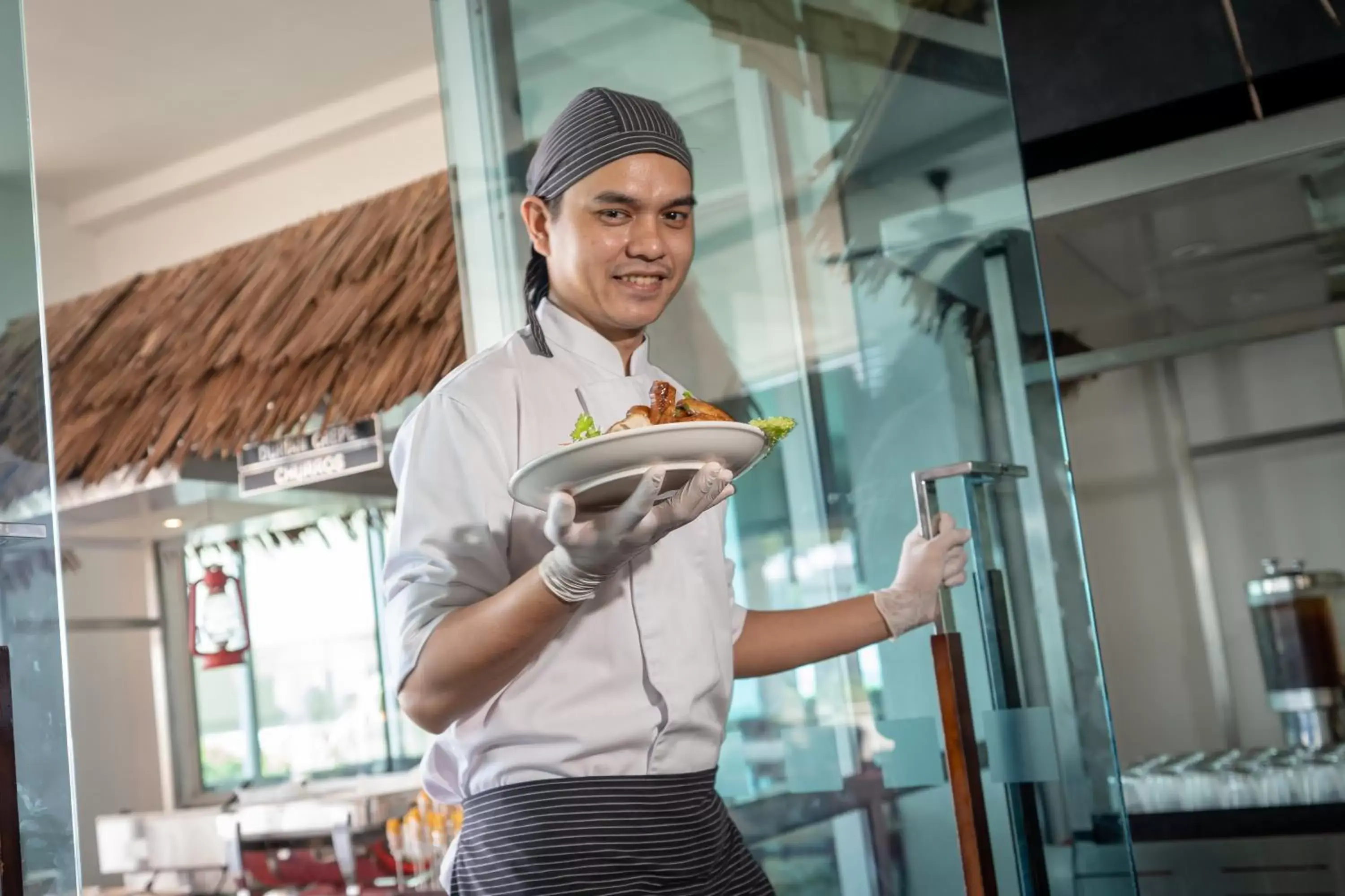 Restaurant/places to eat in Holiday Inn Melaka, an IHG Hotel