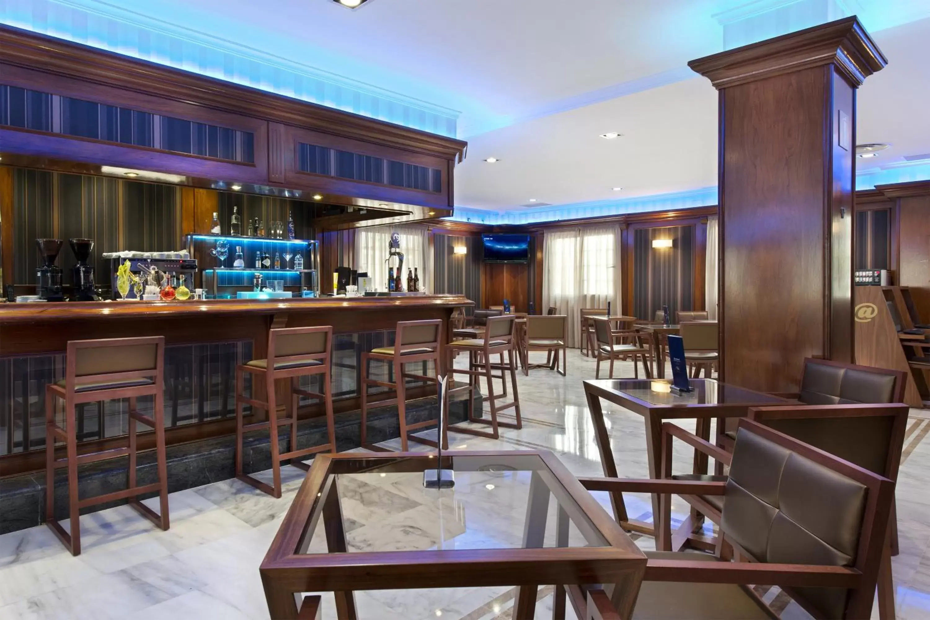 Lounge or bar, Lounge/Bar in Elba Motril Beach & Business Hotel