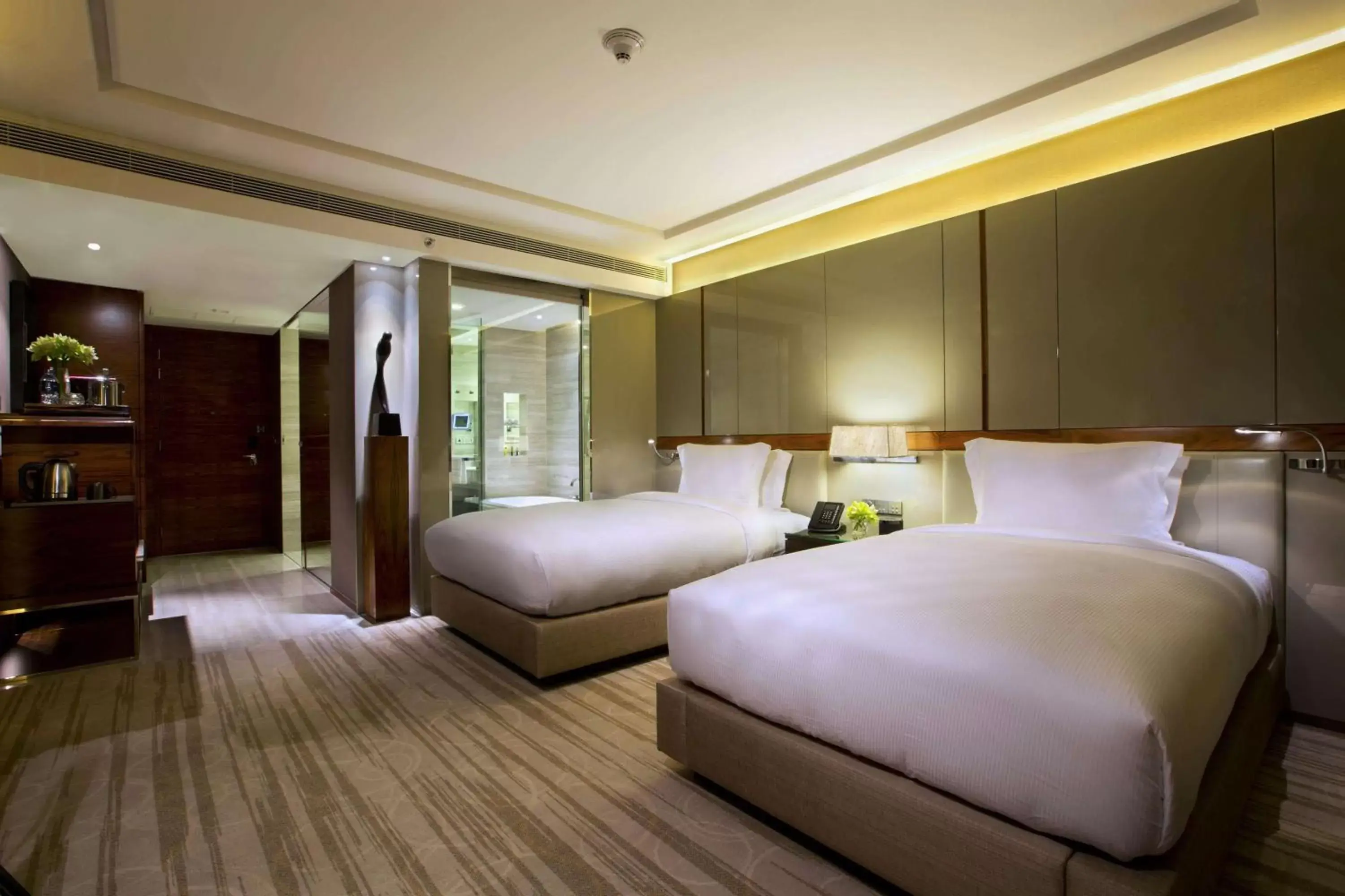 Photo of the whole room, Bed in Hilton Sukhumvit Bangkok