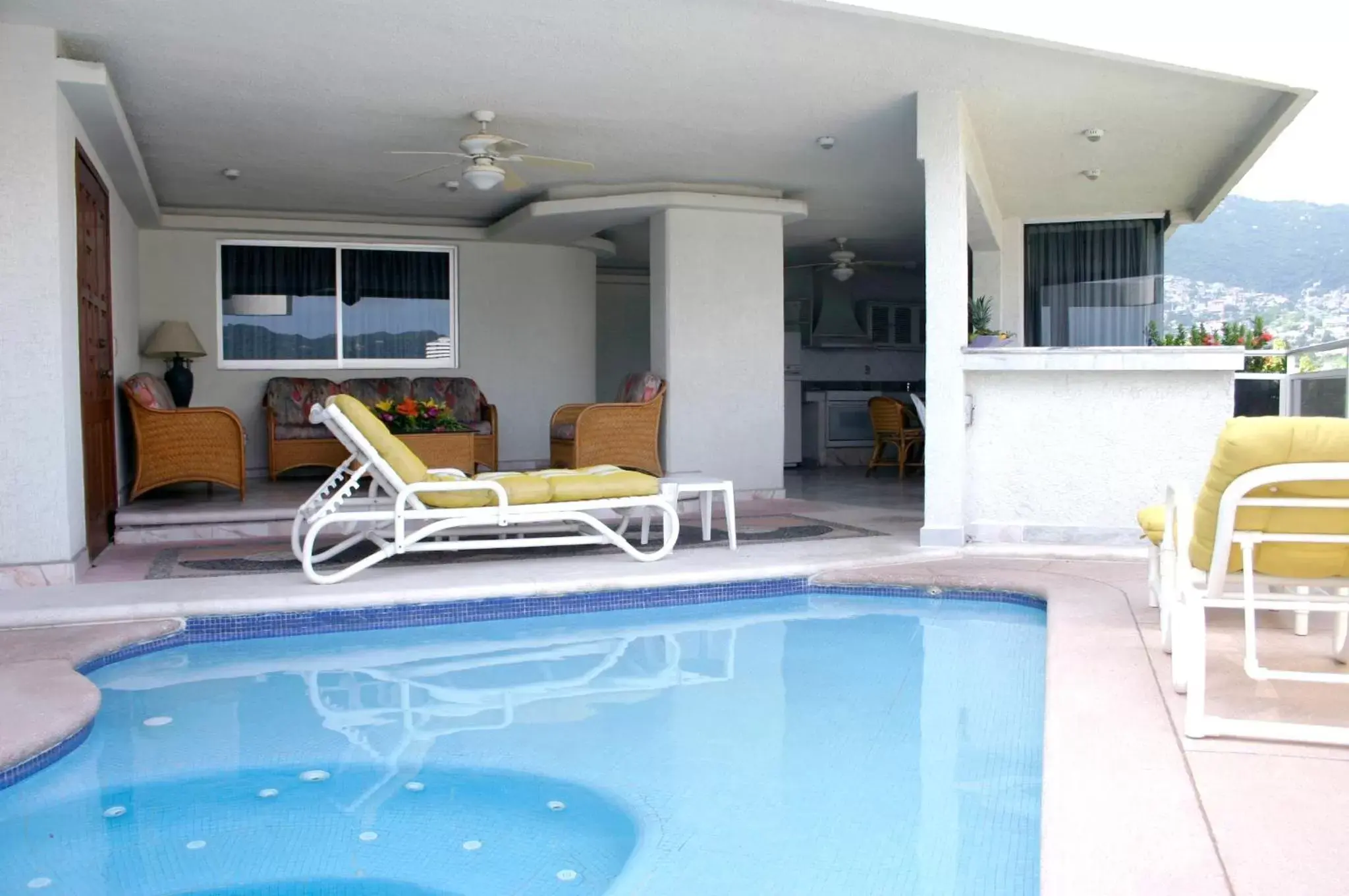 Day, Swimming Pool in Hotel Suites Jazmín Acapulco