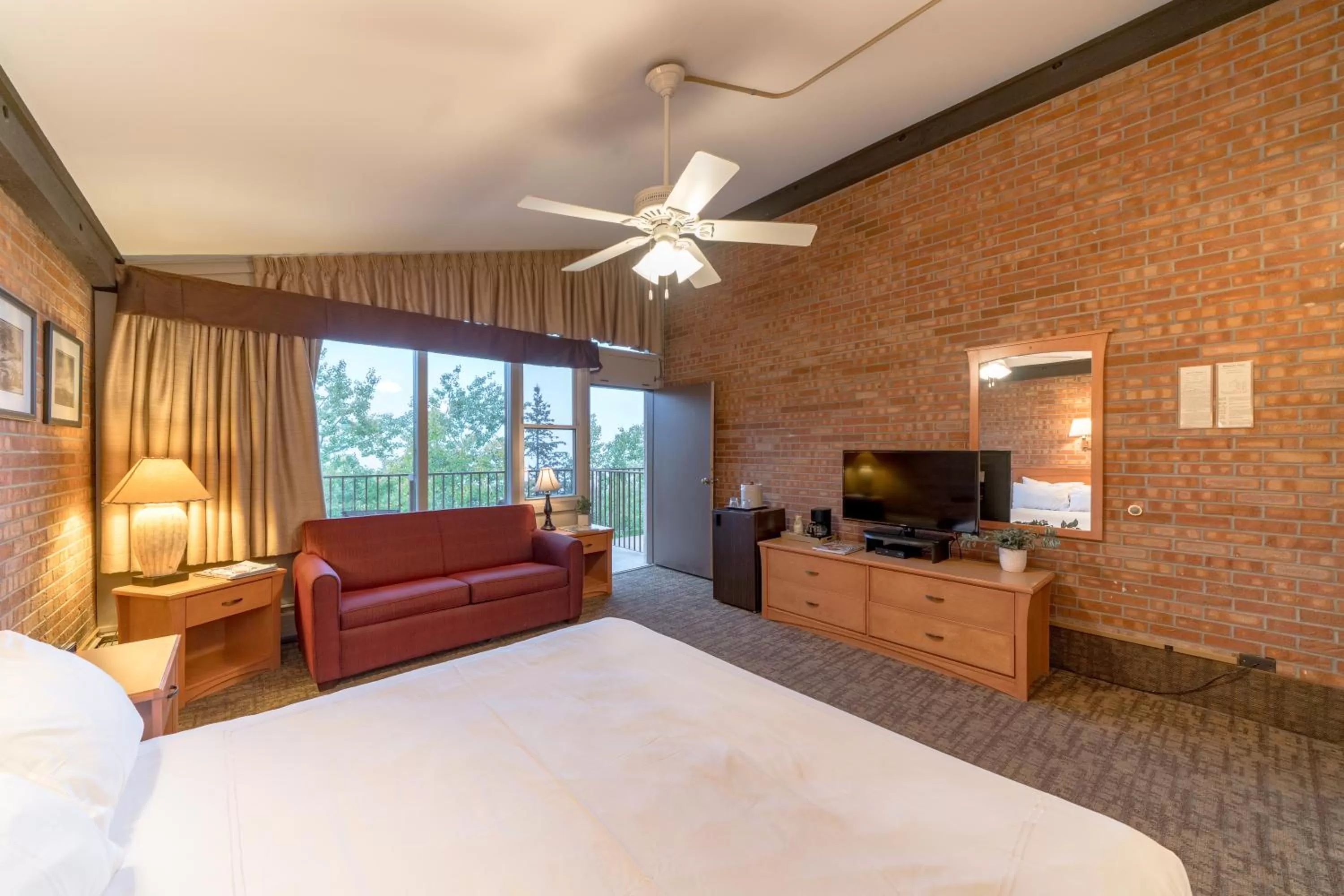 Balcony/Terrace, Bed in Mountain Chalet Snowmass