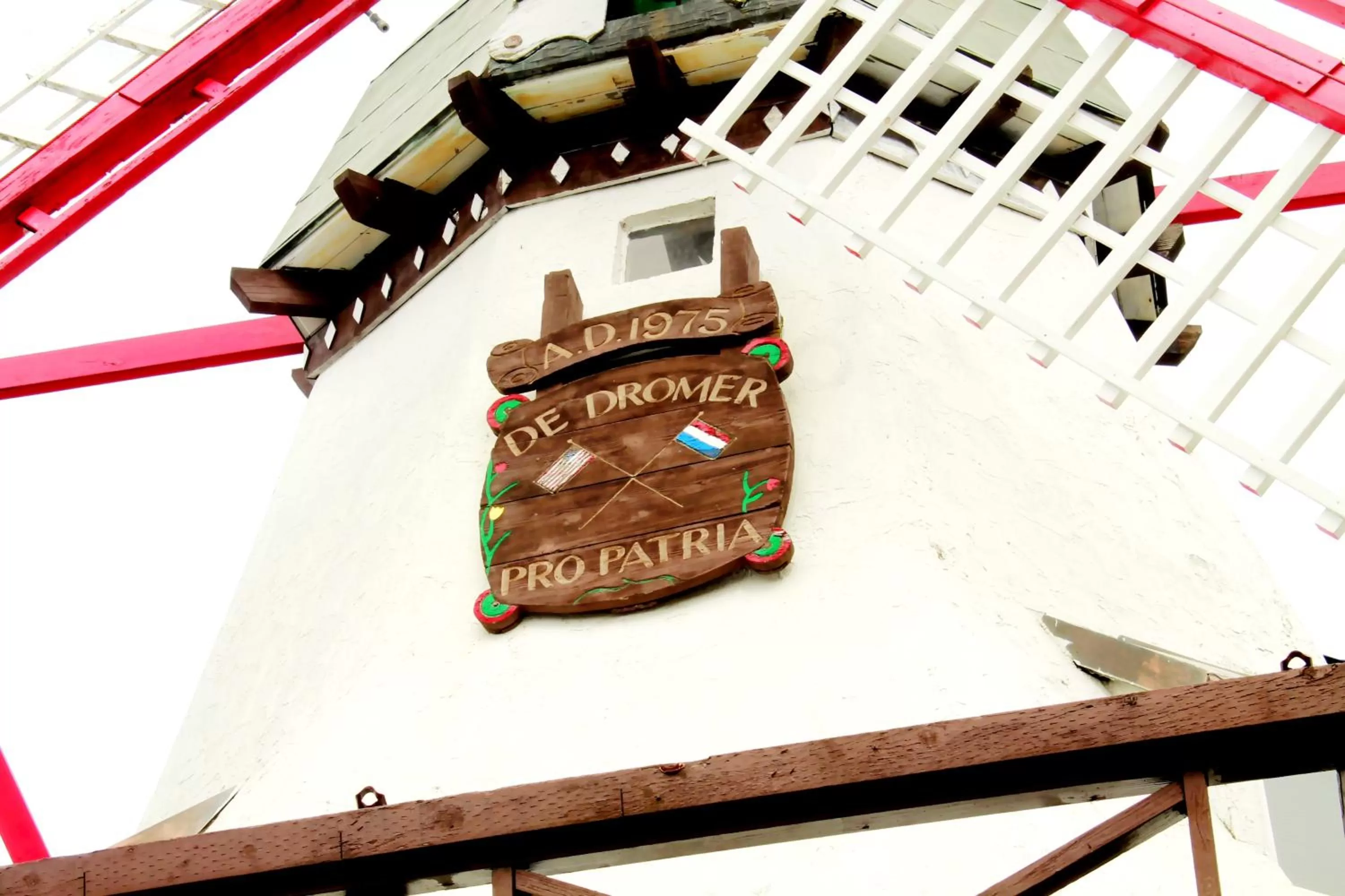 Decorative detail in Auld Holland Inn