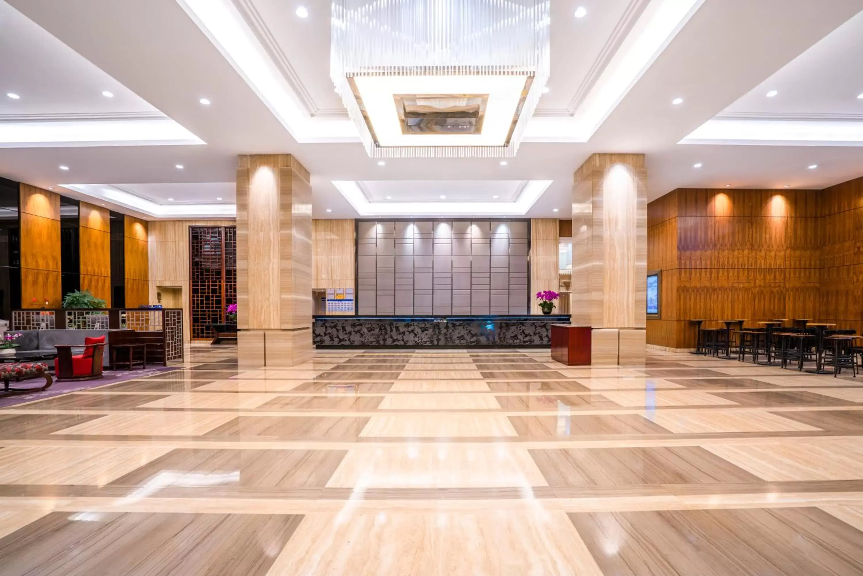 Property building, Lobby/Reception in Guangzhou Victoria Hotel