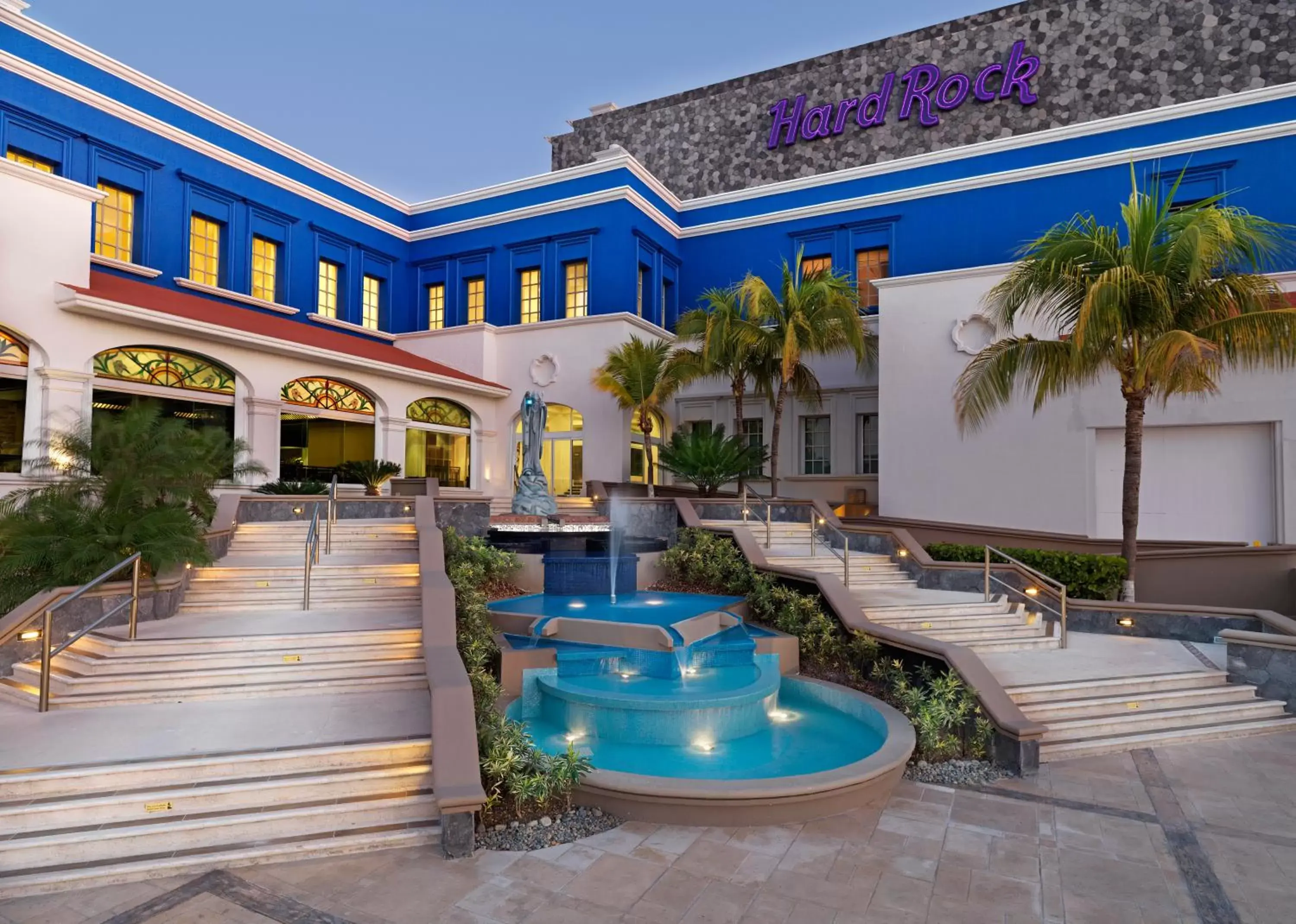 Area and facilities, Swimming Pool in Hard Rock Hotel Riviera Maya - Hacienda All Inclusive