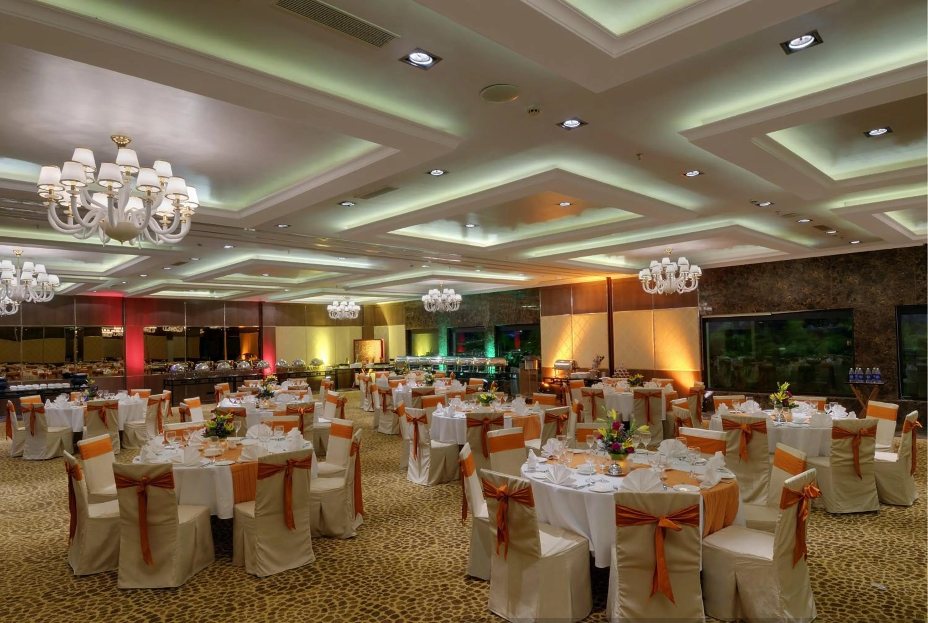 Banquet/Function facilities in Royalton Hyderabad Abids