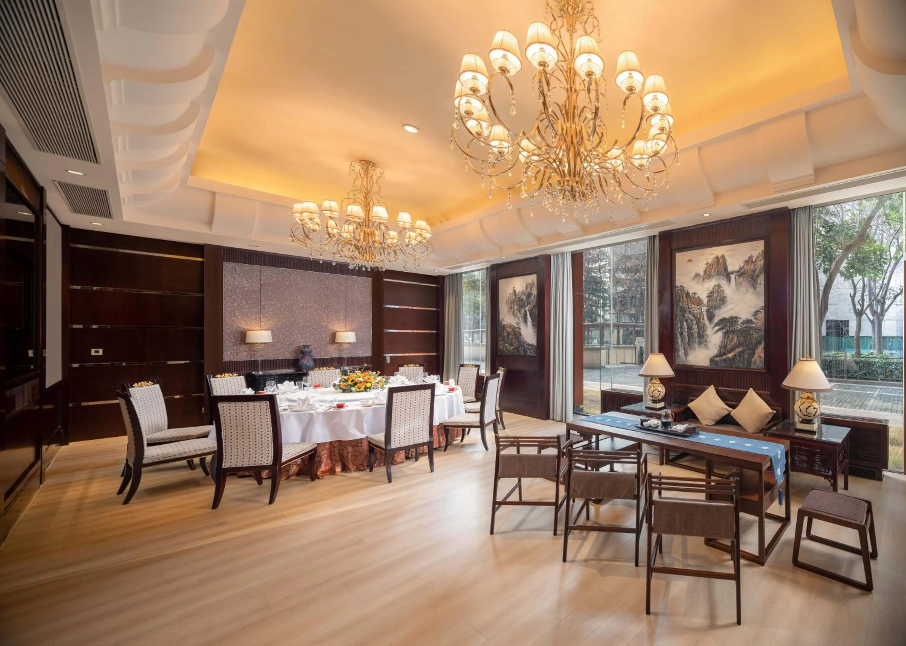 Restaurant/places to eat in Shangri-La Xian