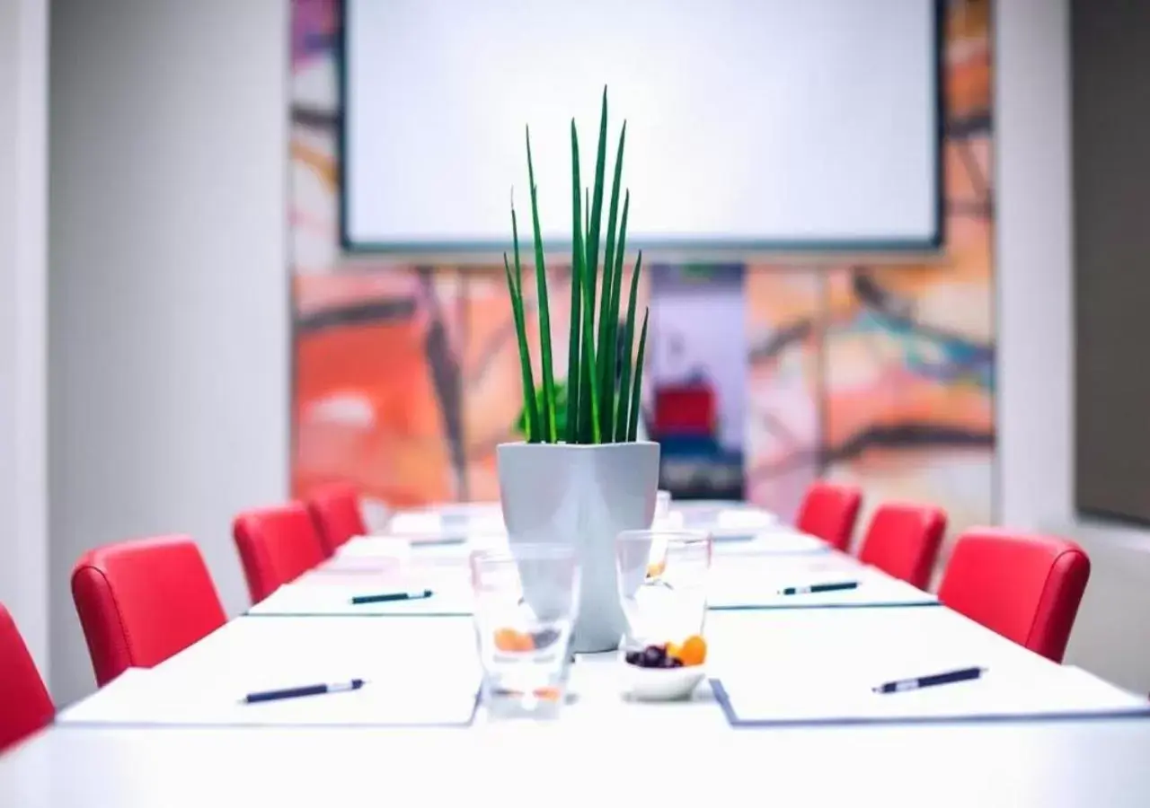 Meeting/conference room, Business Area/Conference Room in Boutique Garni Hotel Townhouse 27