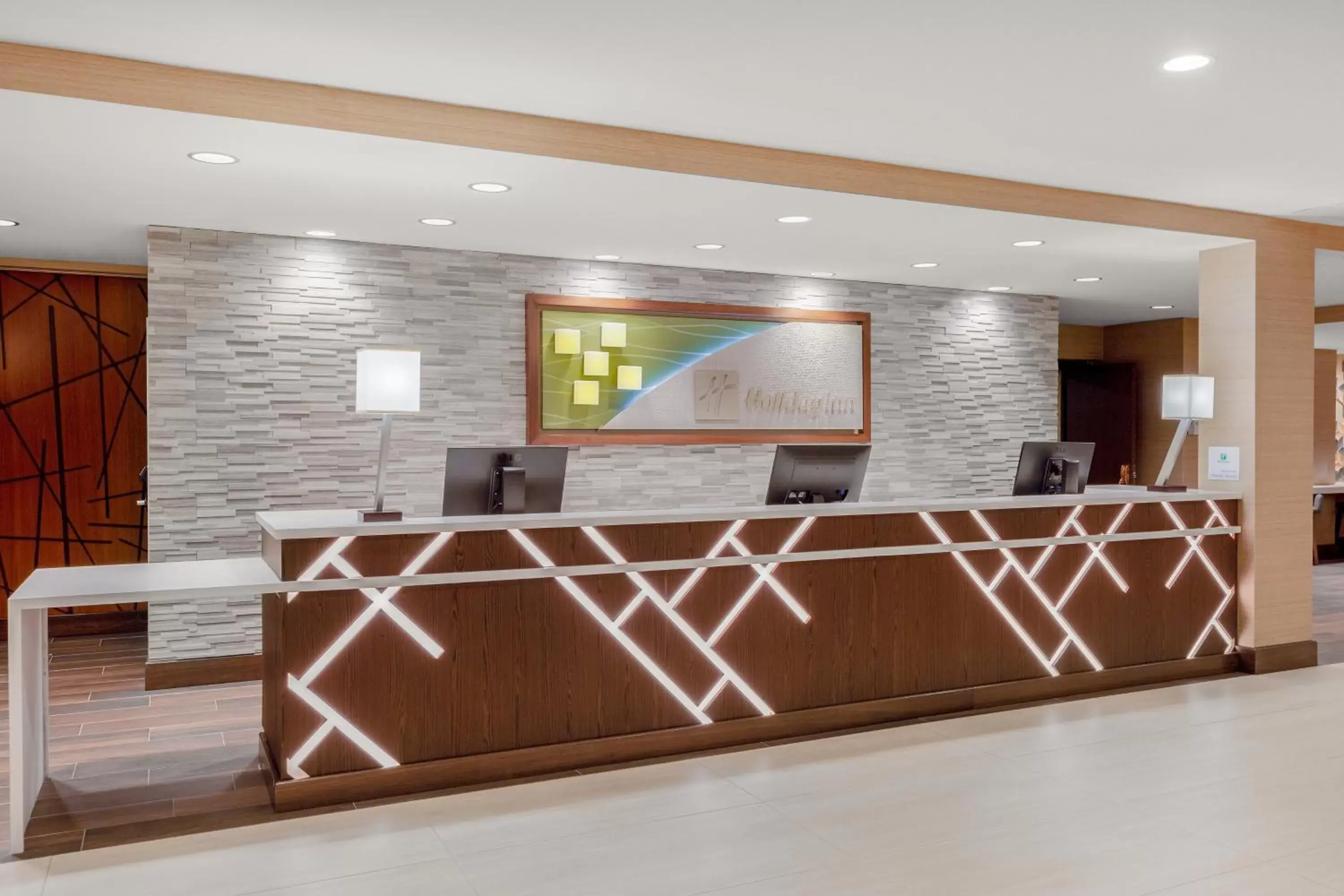 Property building, Lobby/Reception in Holiday Inn La Mirada near Anaheim, an IHG Hotel