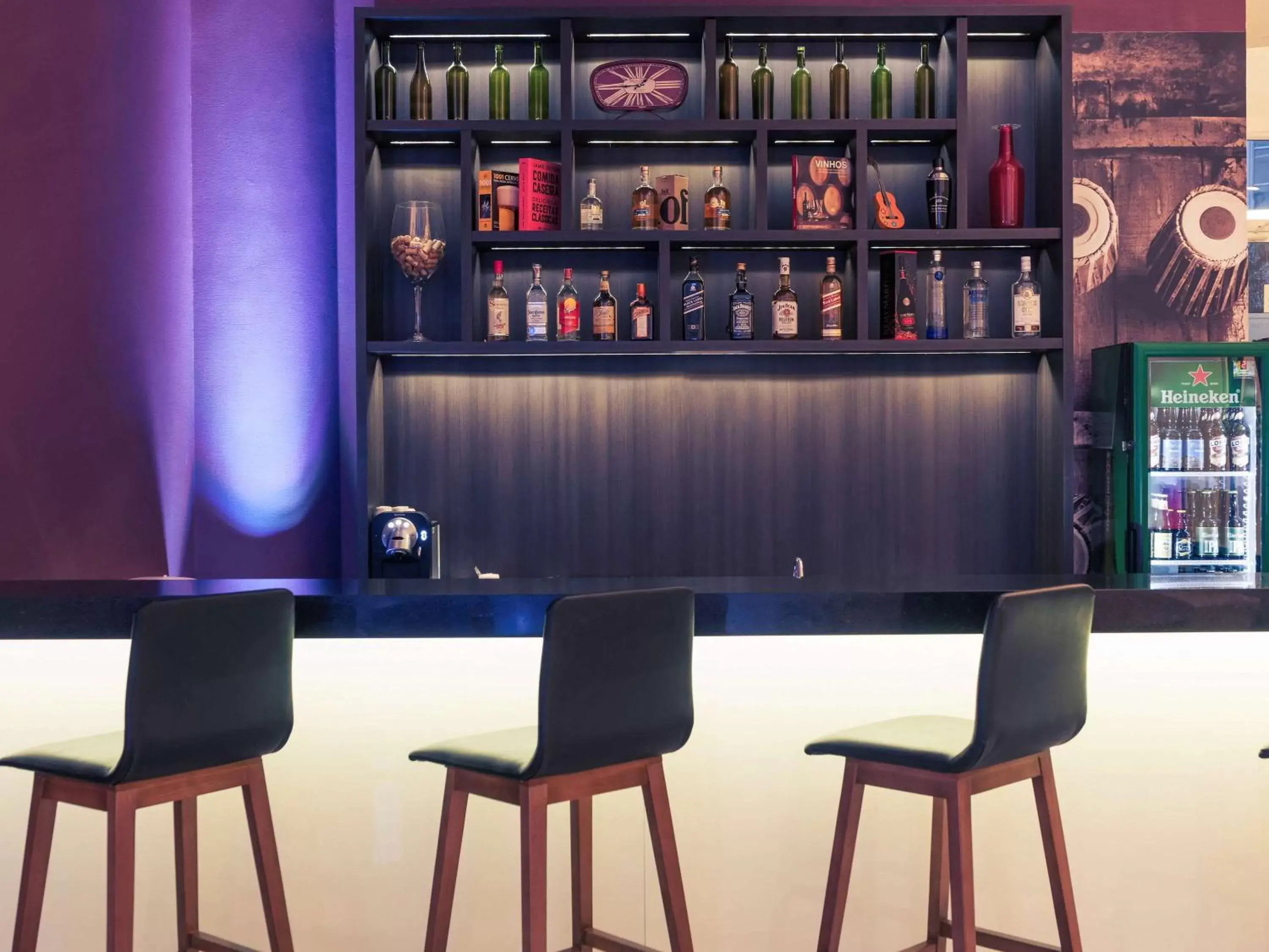 Lounge or bar in Mercure Campinas