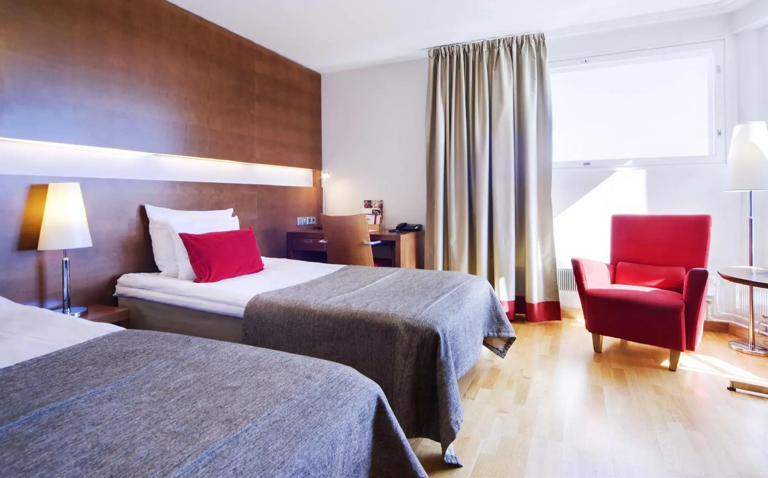 Superior Twin Room in Original Sokos Hotel Vantaa Superior Twin Room in Original Sokos Hotel Vantaa