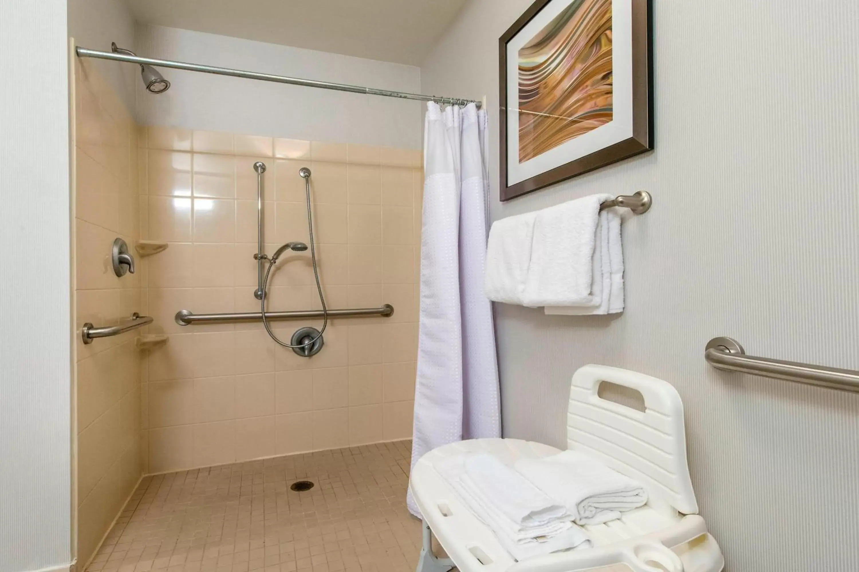 Bathroom in Courtyard by Marriott Montgomery Prattville