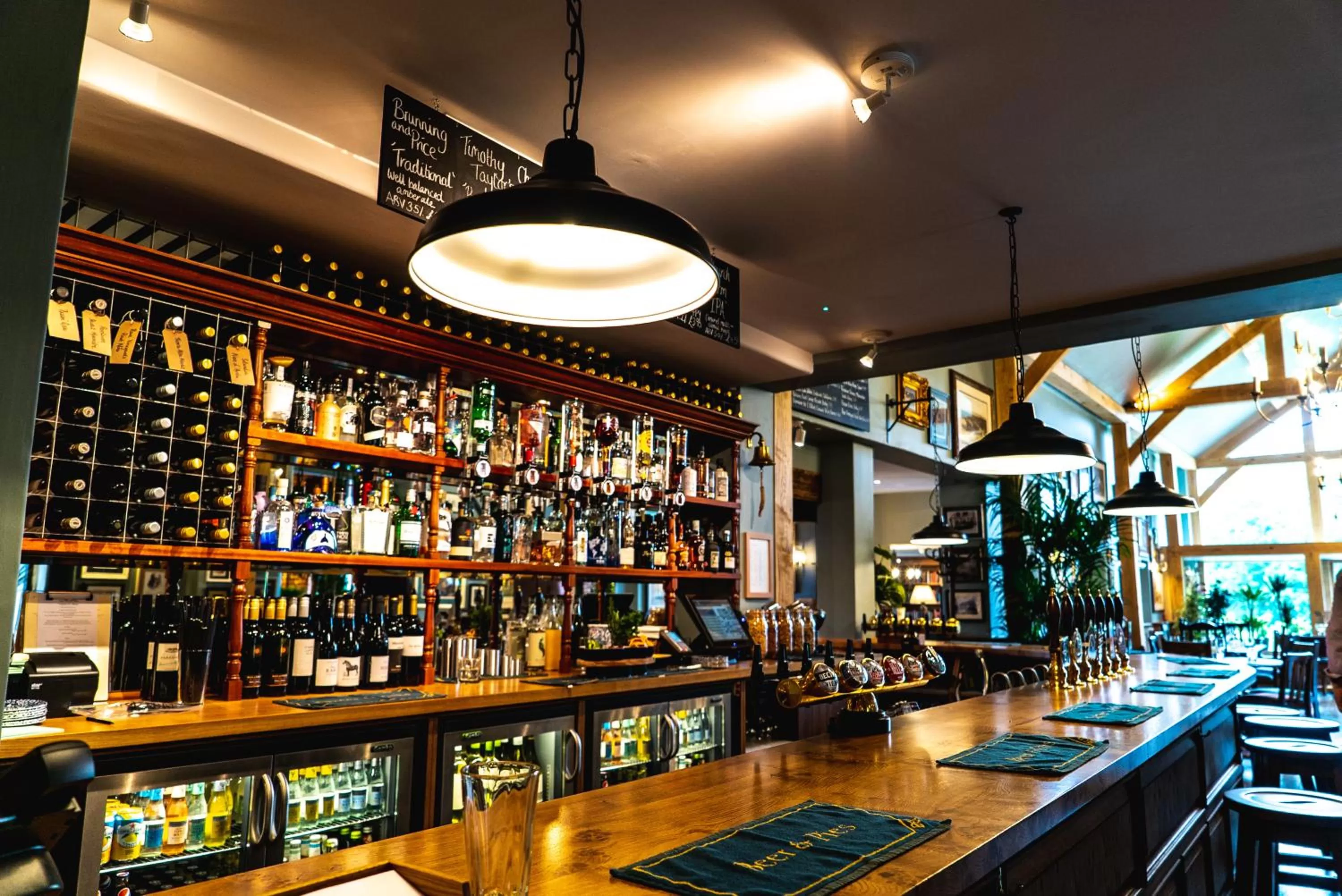 Restaurant/places to eat, Lounge/Bar in Arrow Mill- Brunning and Price