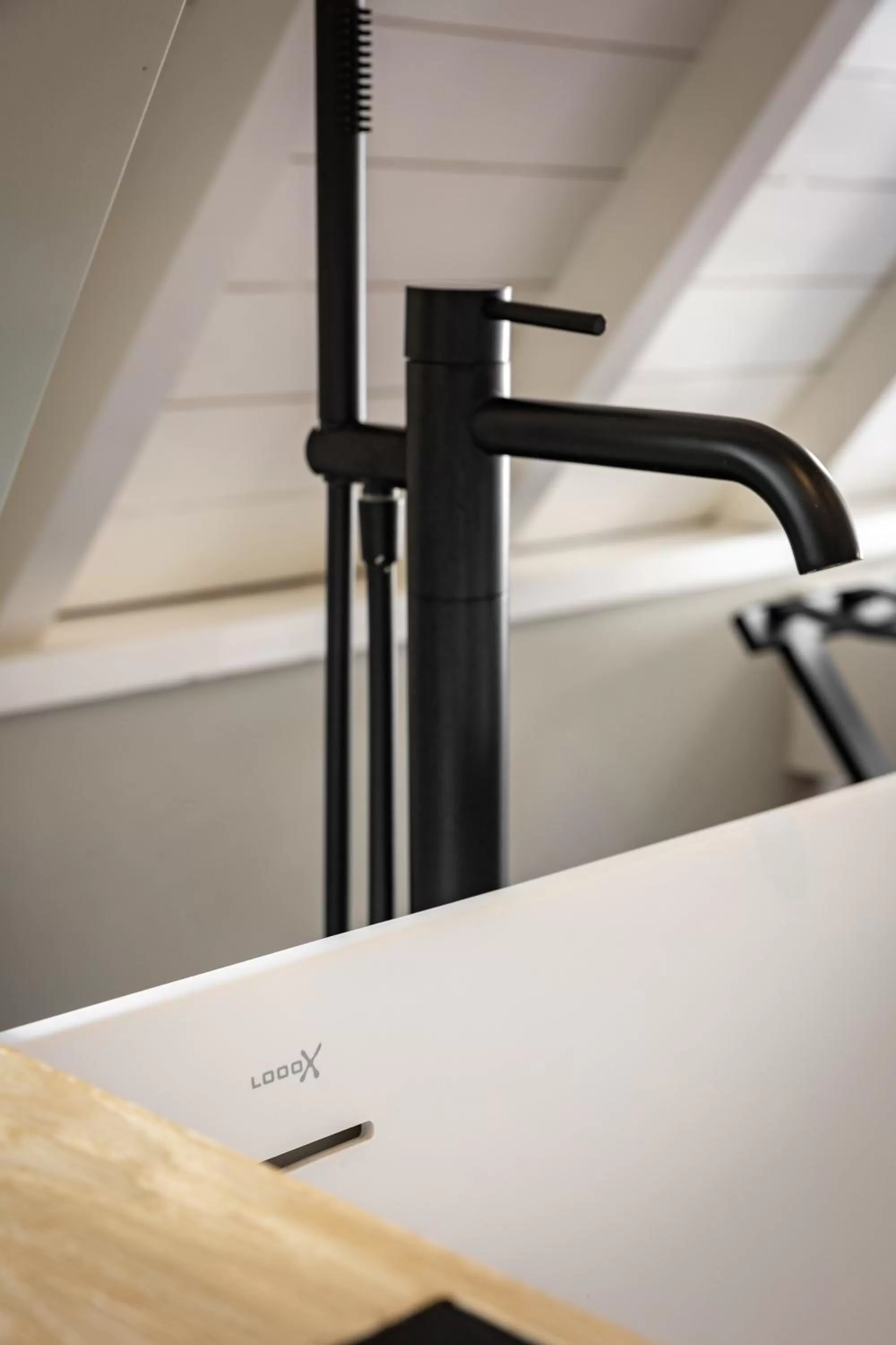 Bathroom, Fitness Center/Facilities in The Lemon Suites