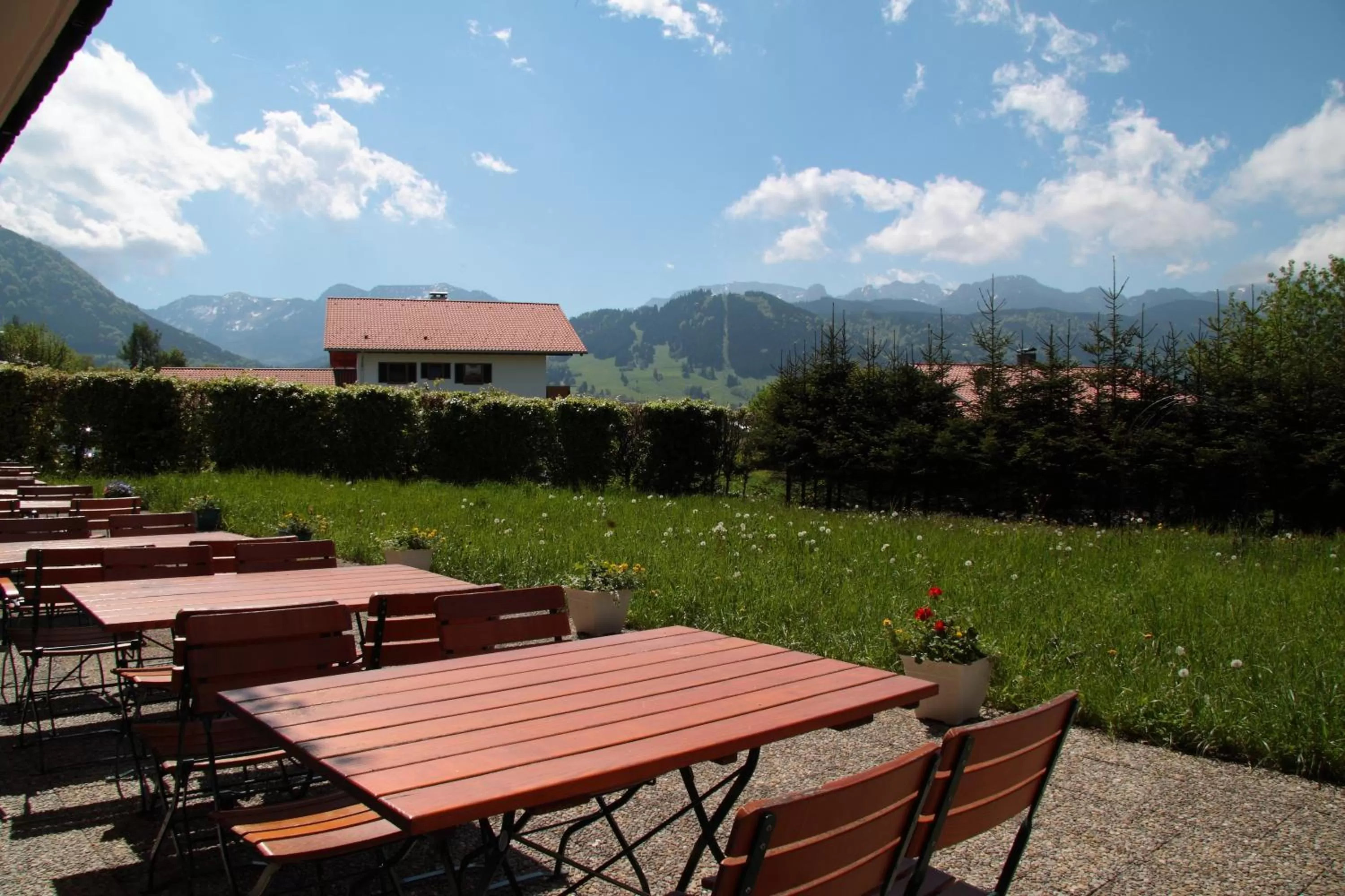 Garden in Hotel Alpenblick Berghof
