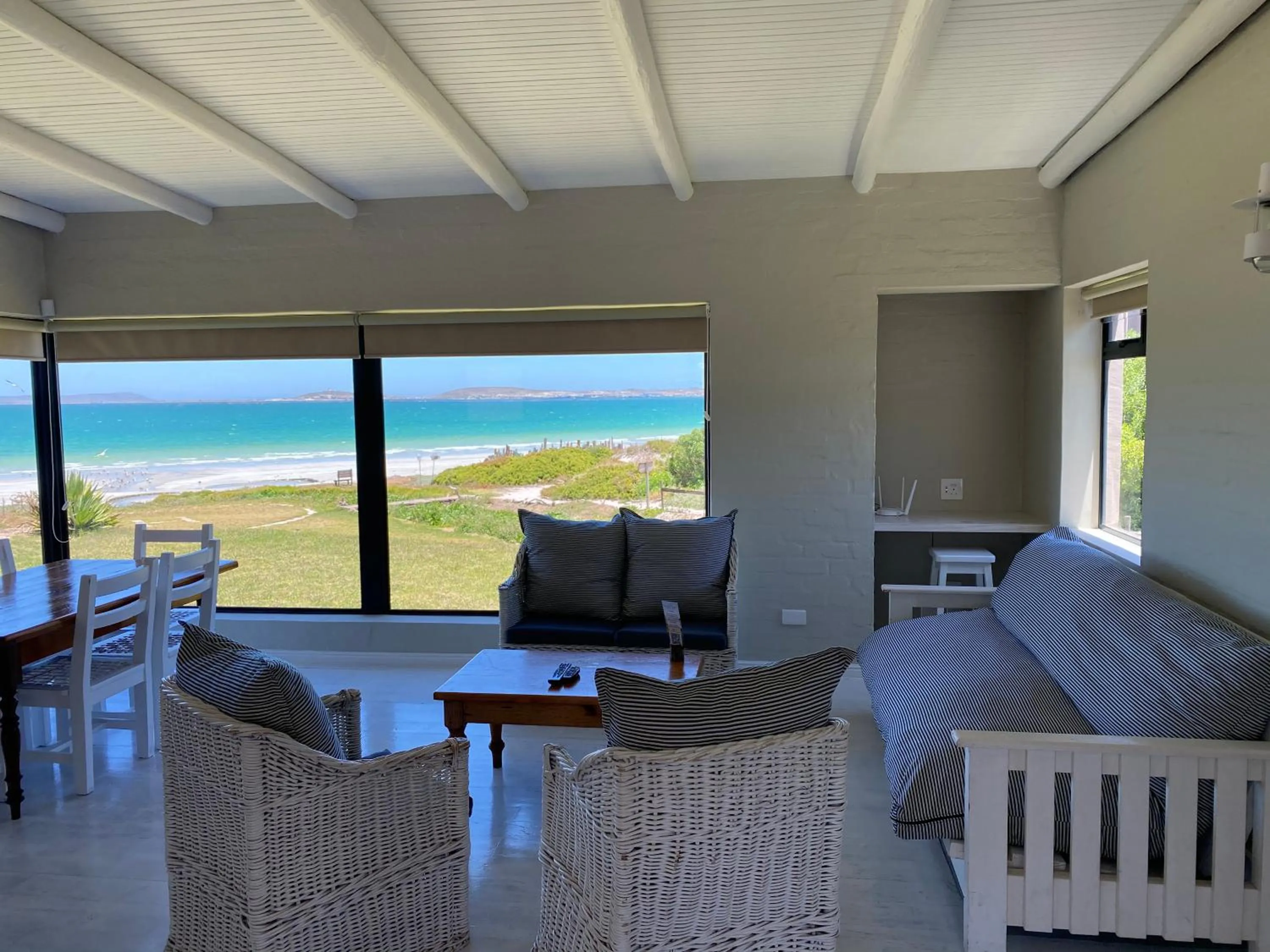 Living room in Blue Bay Lodge