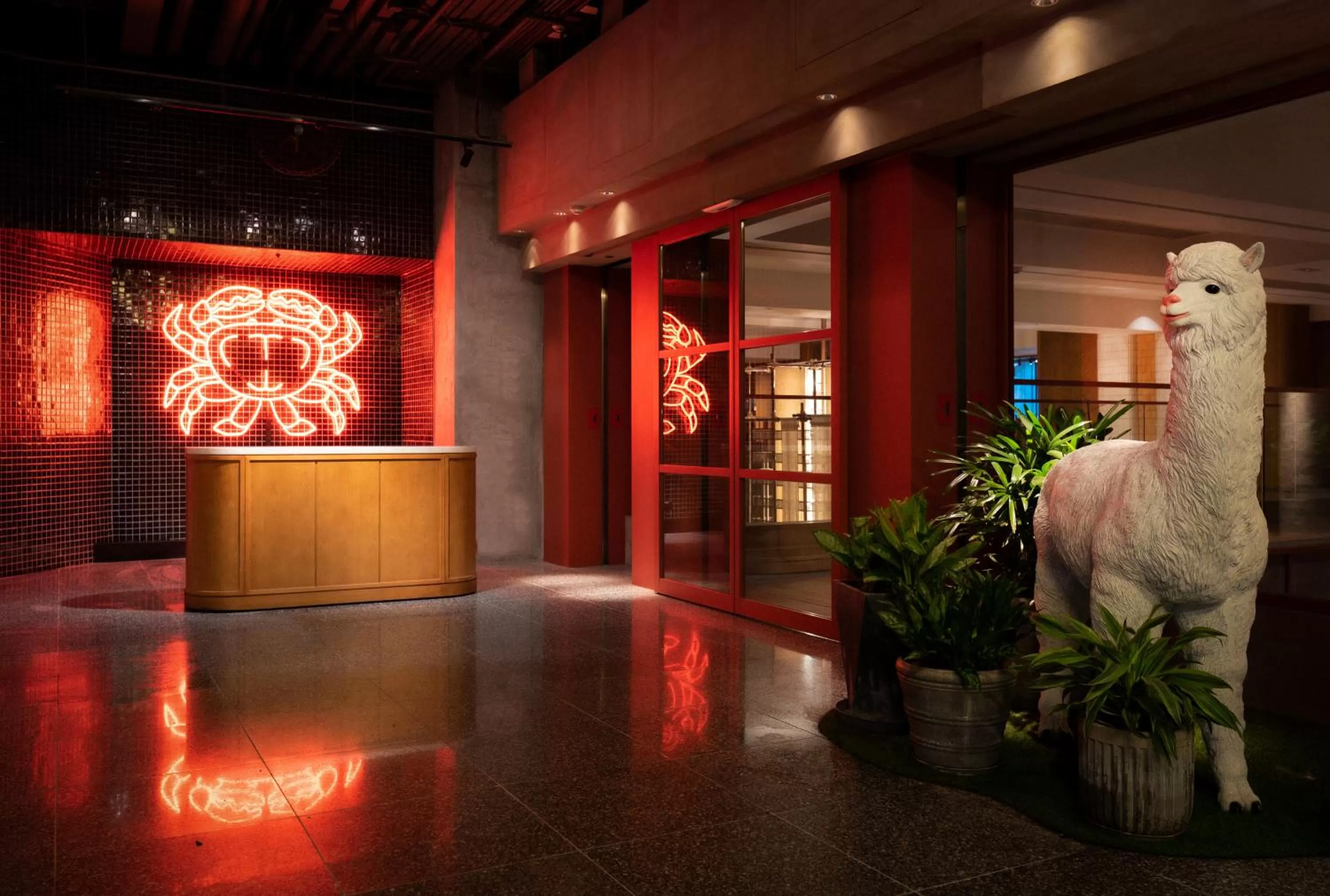 Facade/entrance in Eaton HK