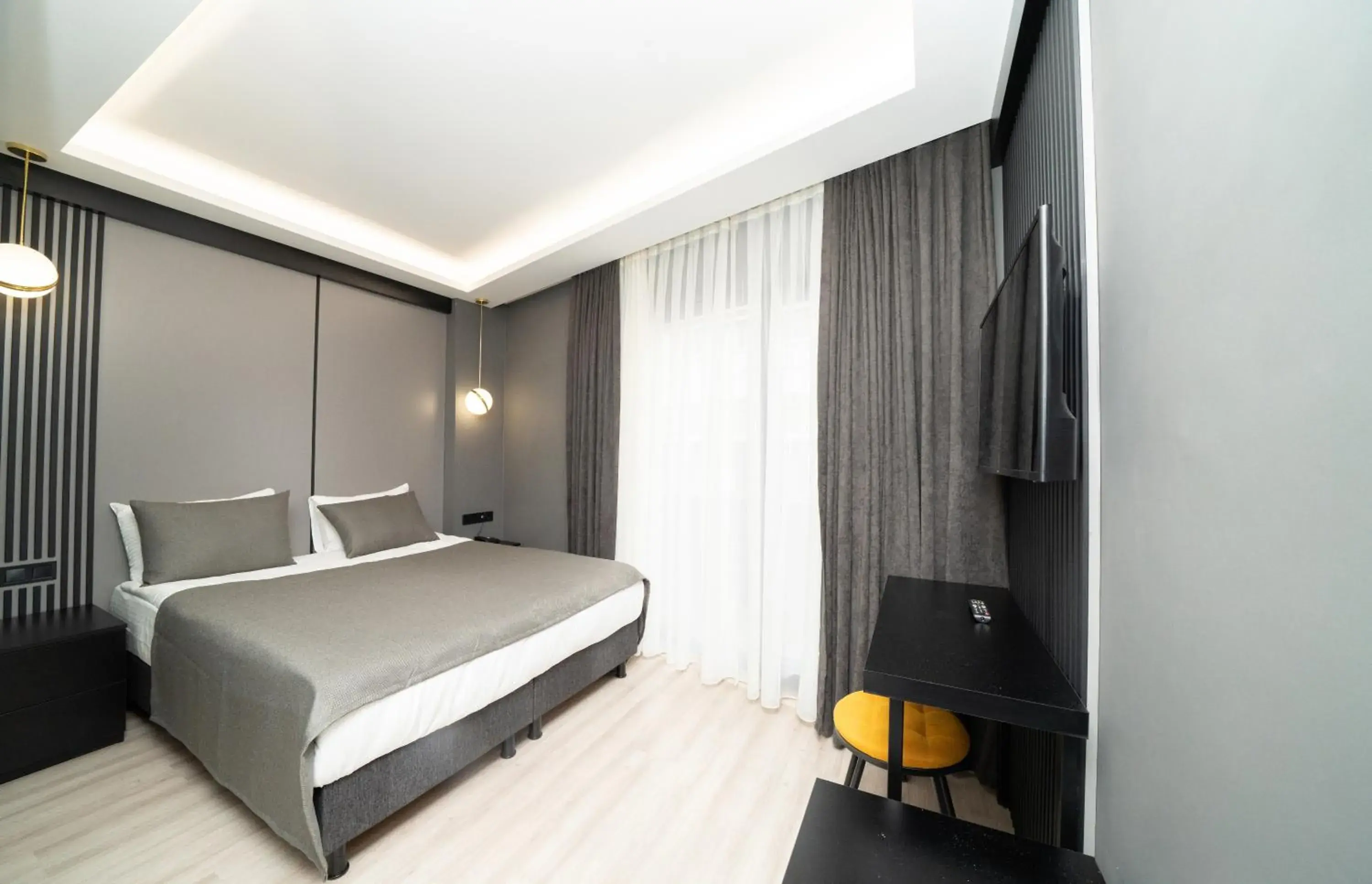 Bedroom, Bed in Fama Karaköy