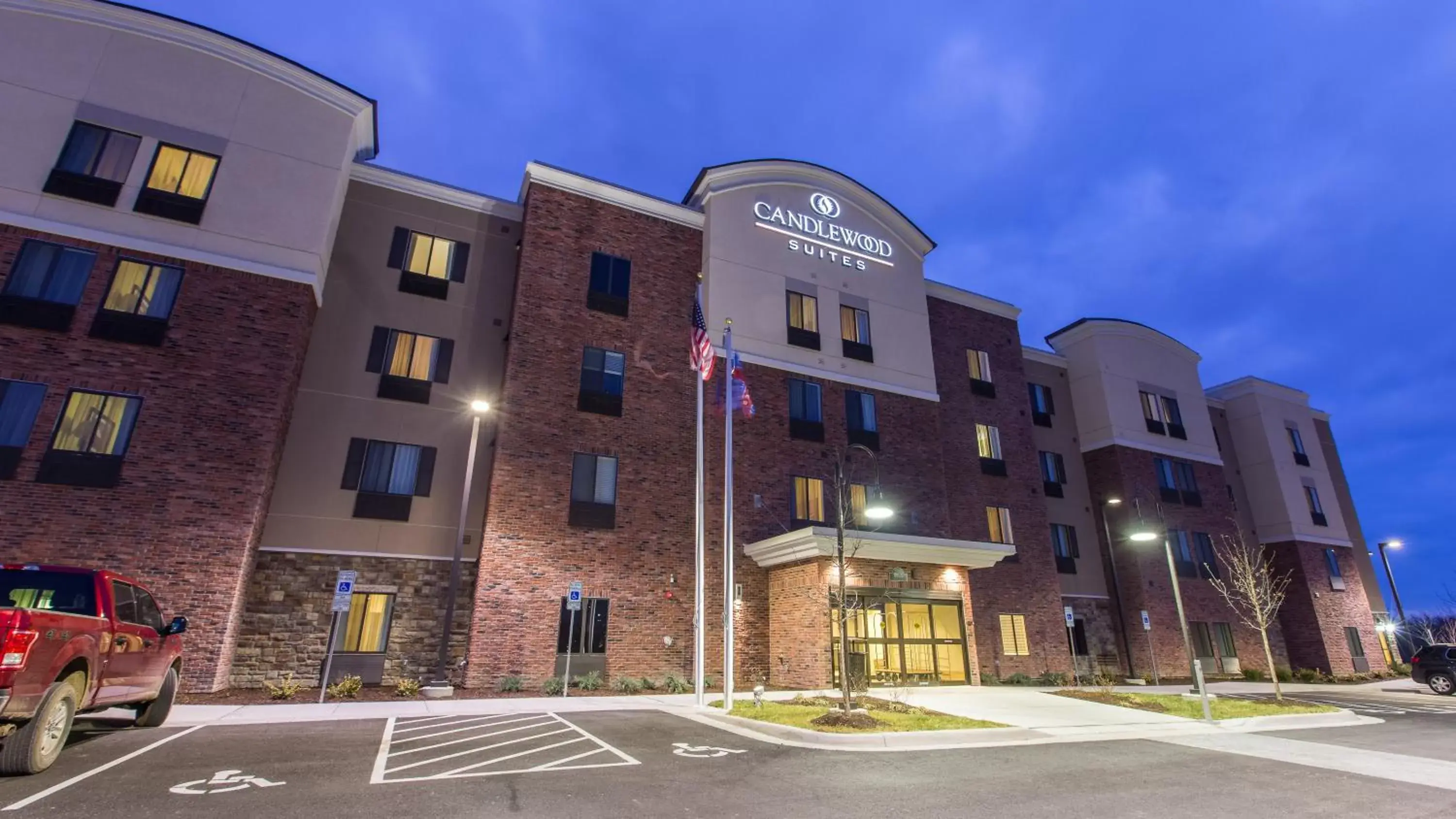 Property building in Candlewood Suites Overland Park W 135th St, an IHG Hotel