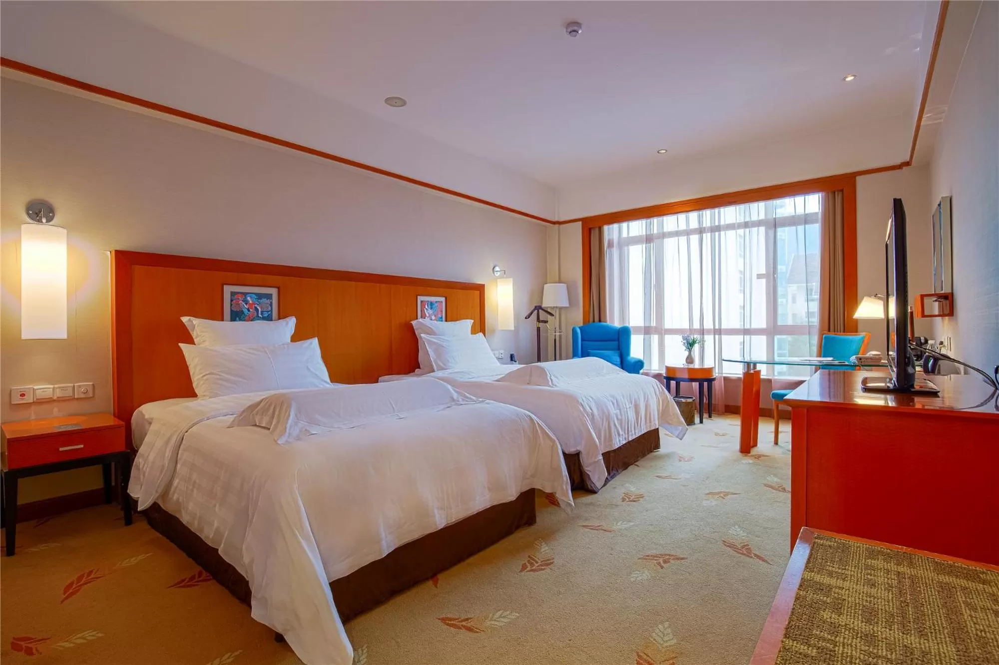 Bedroom, Bed in Pullman Zhangjiajie Hotel