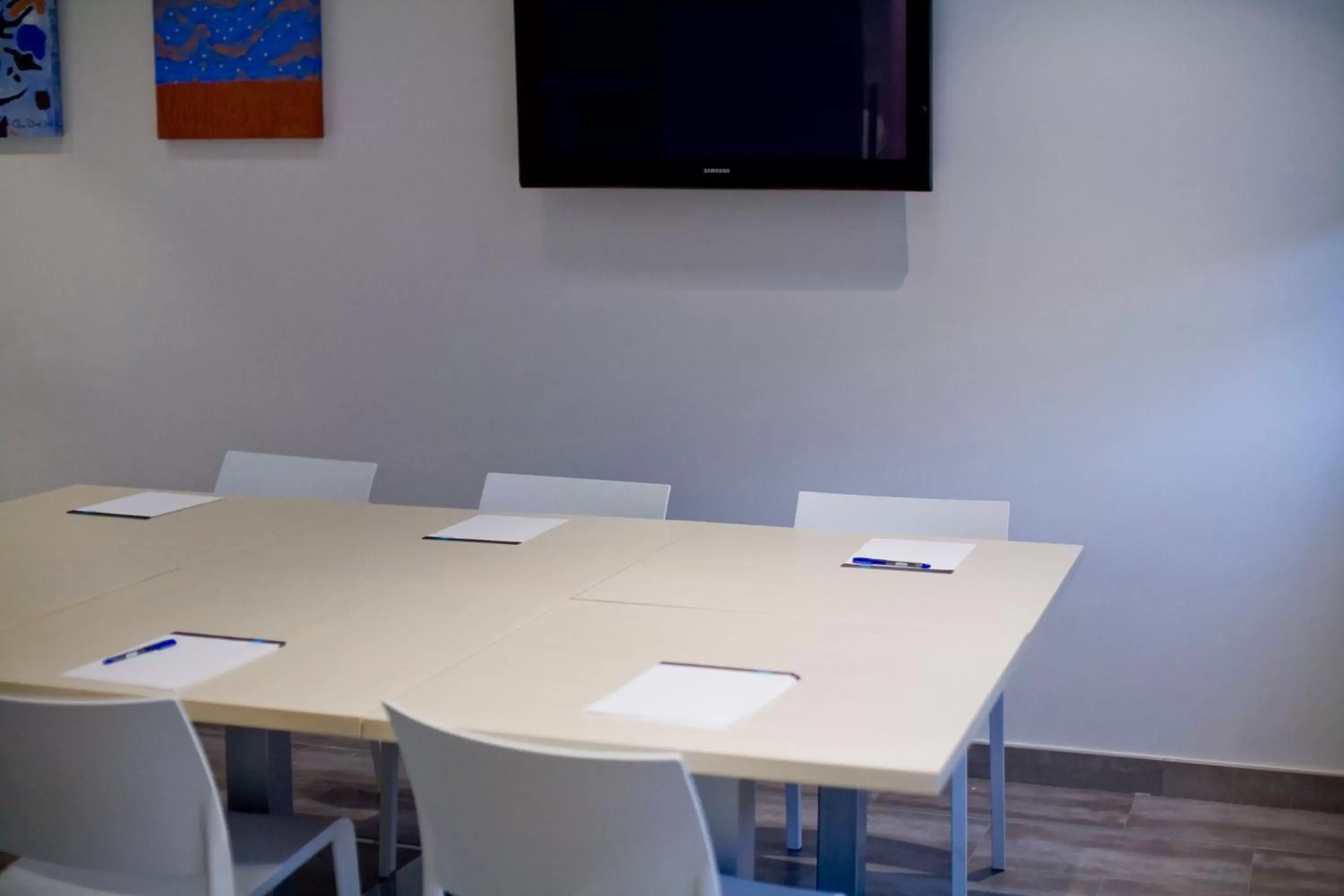 Meeting/conference room, TV/Entertainment Center in Hotel La Sèquia Molinar