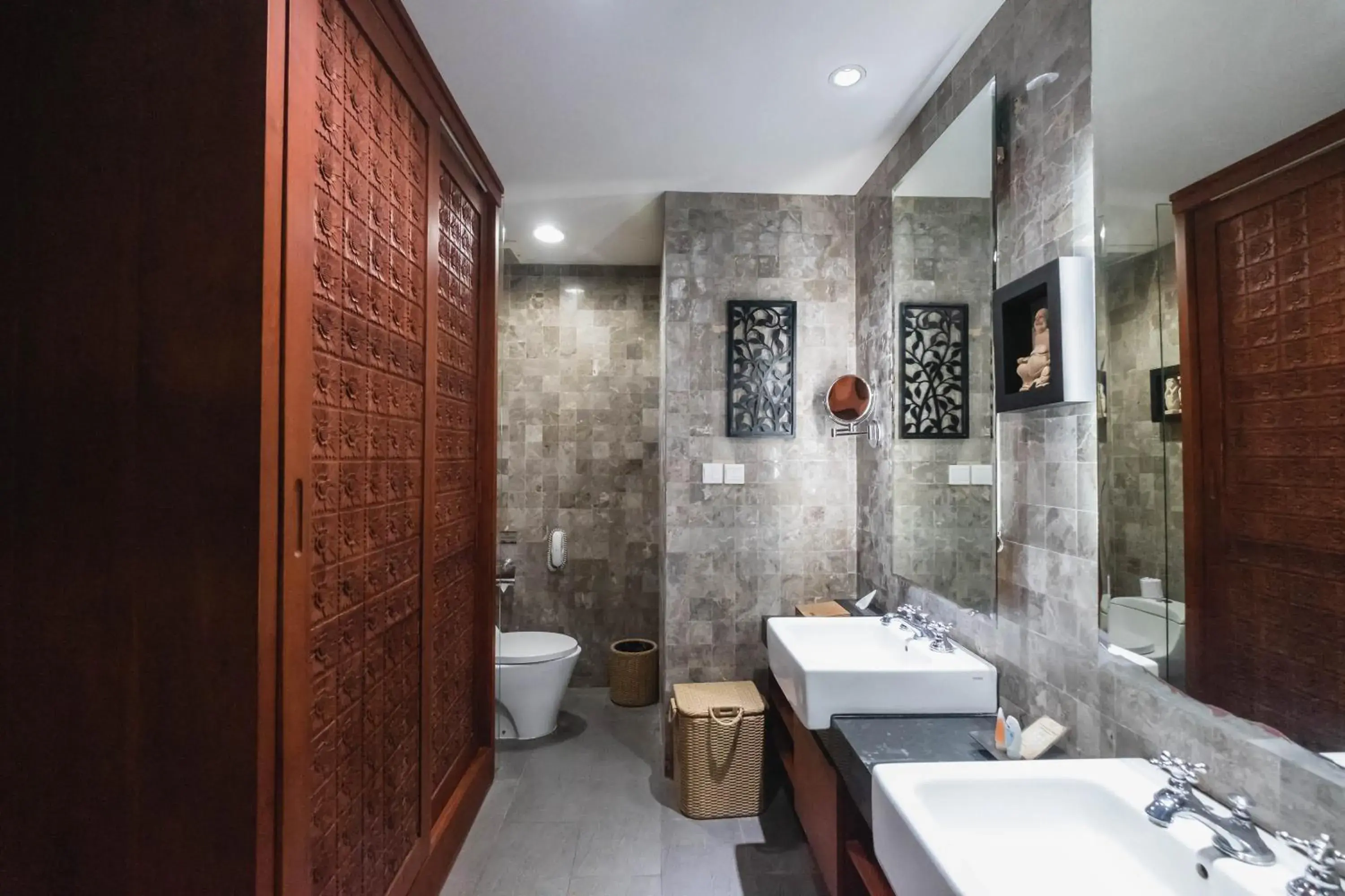 Bathroom in Rama Beach Resort And Villas