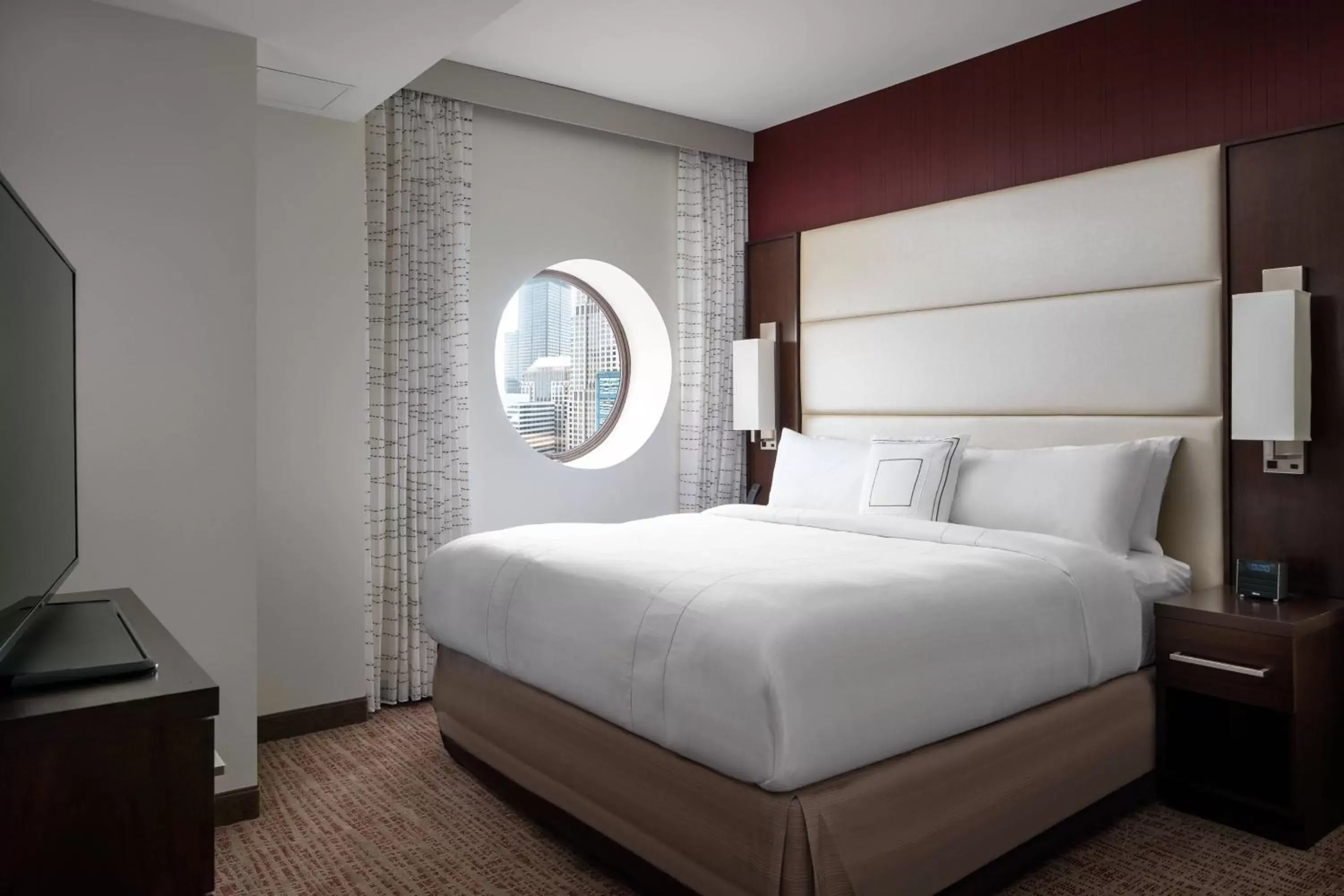 Bedroom, Bed in Residence Inn by Marriott Chicago Downtown/Loop