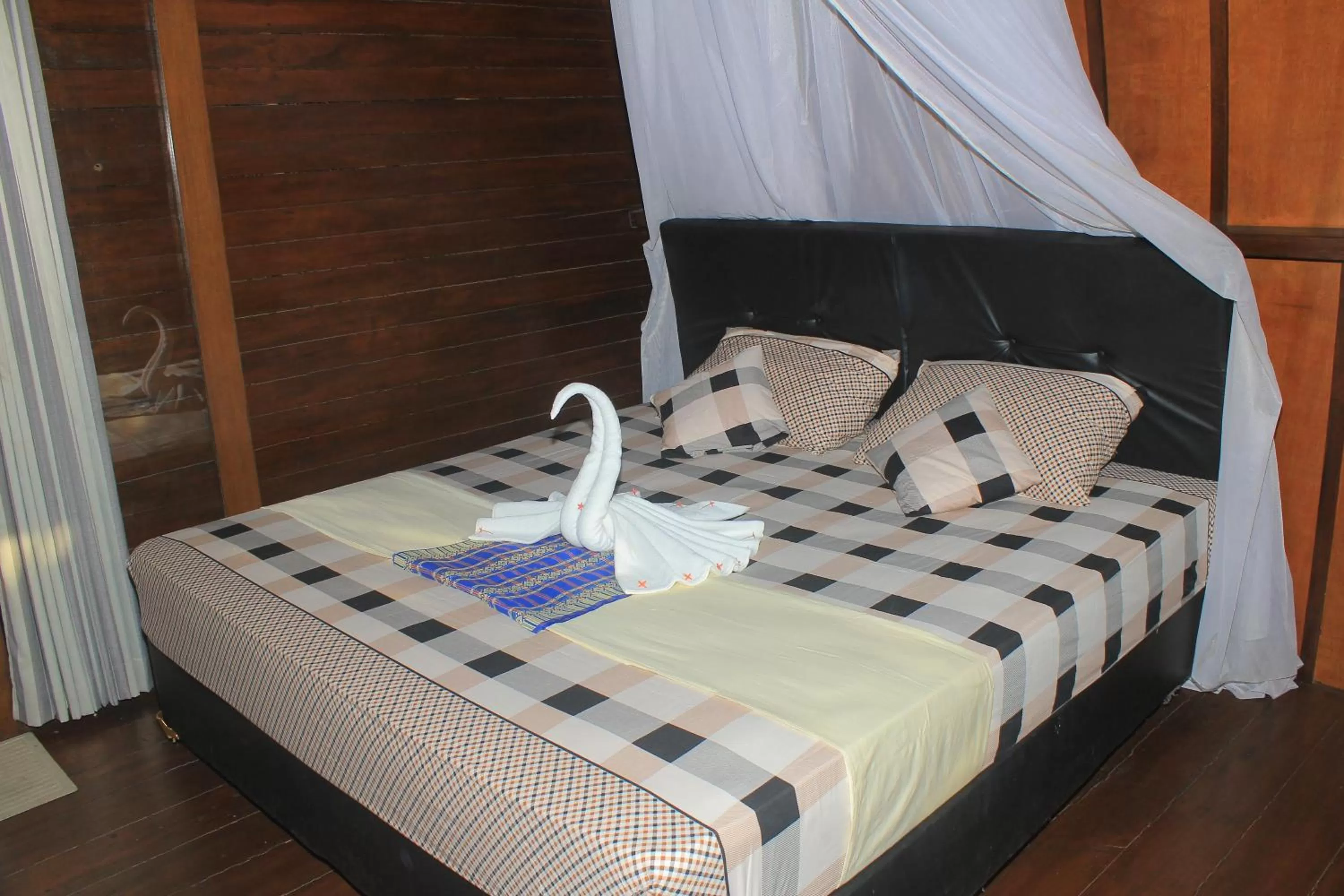 Bed in Bronze Bungalows