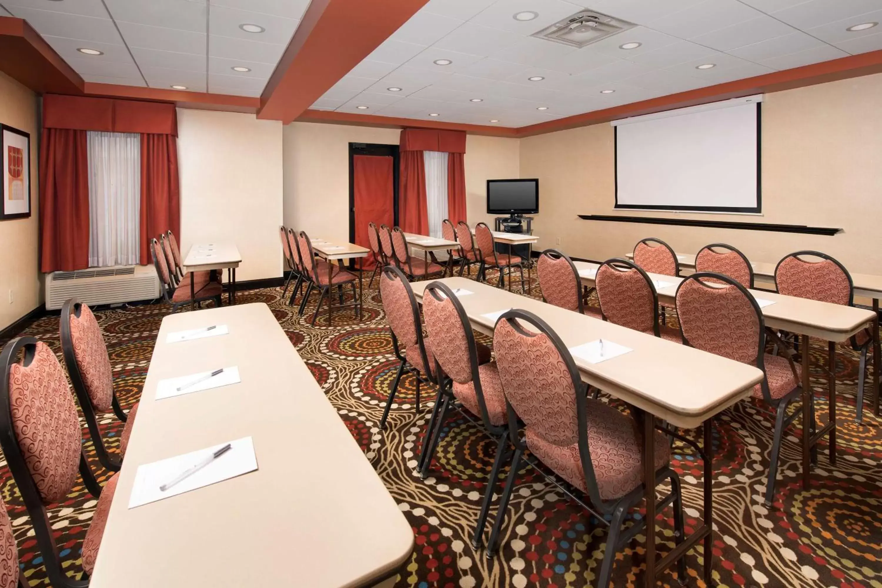 Meeting/conference room in Hampton Inn Lenoir City