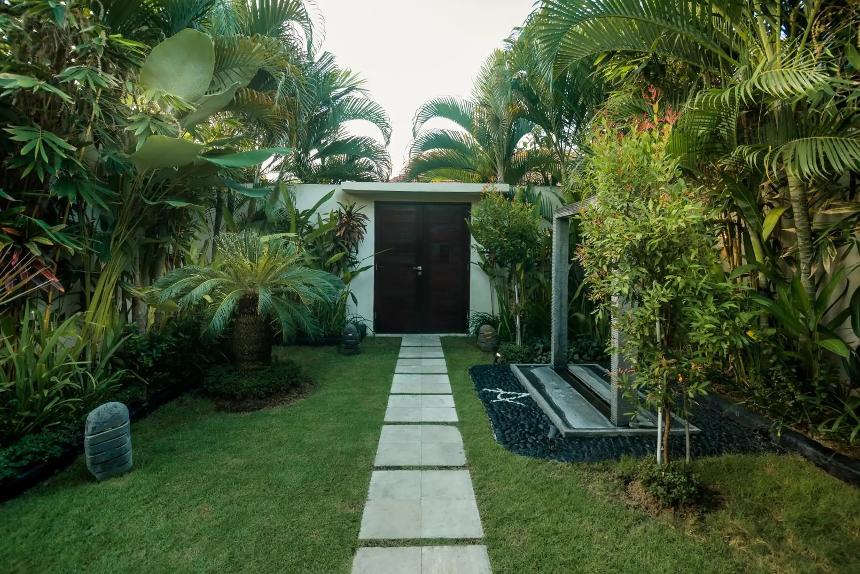 Facade/entrance, Garden in Arama Riverside Villas