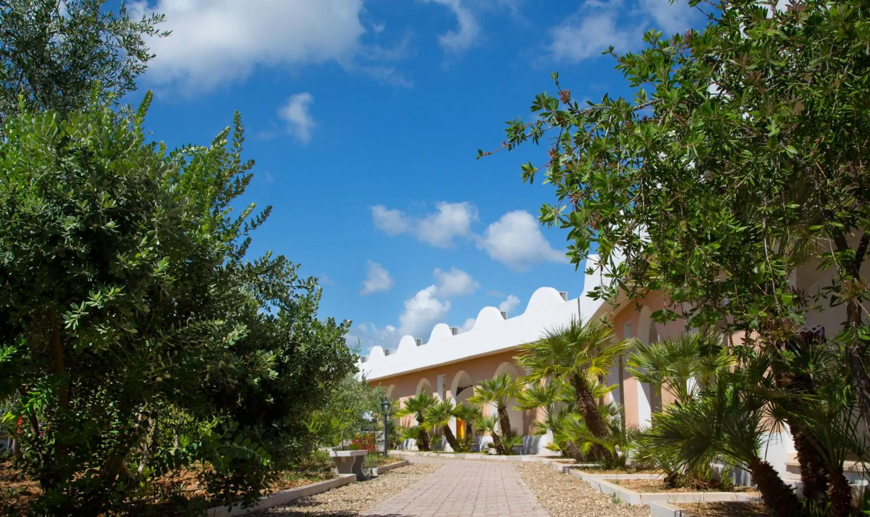 Garden, Property Building in Garden Hotel Ripa