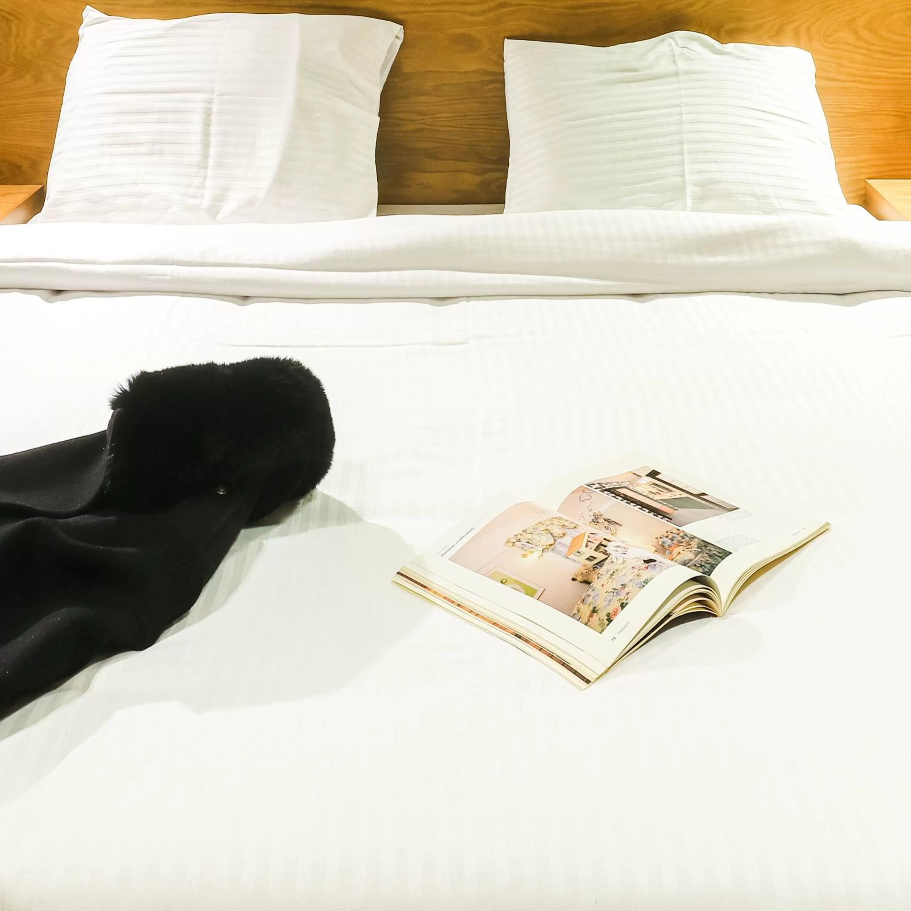 Bed in NewCity Hotel & Suites