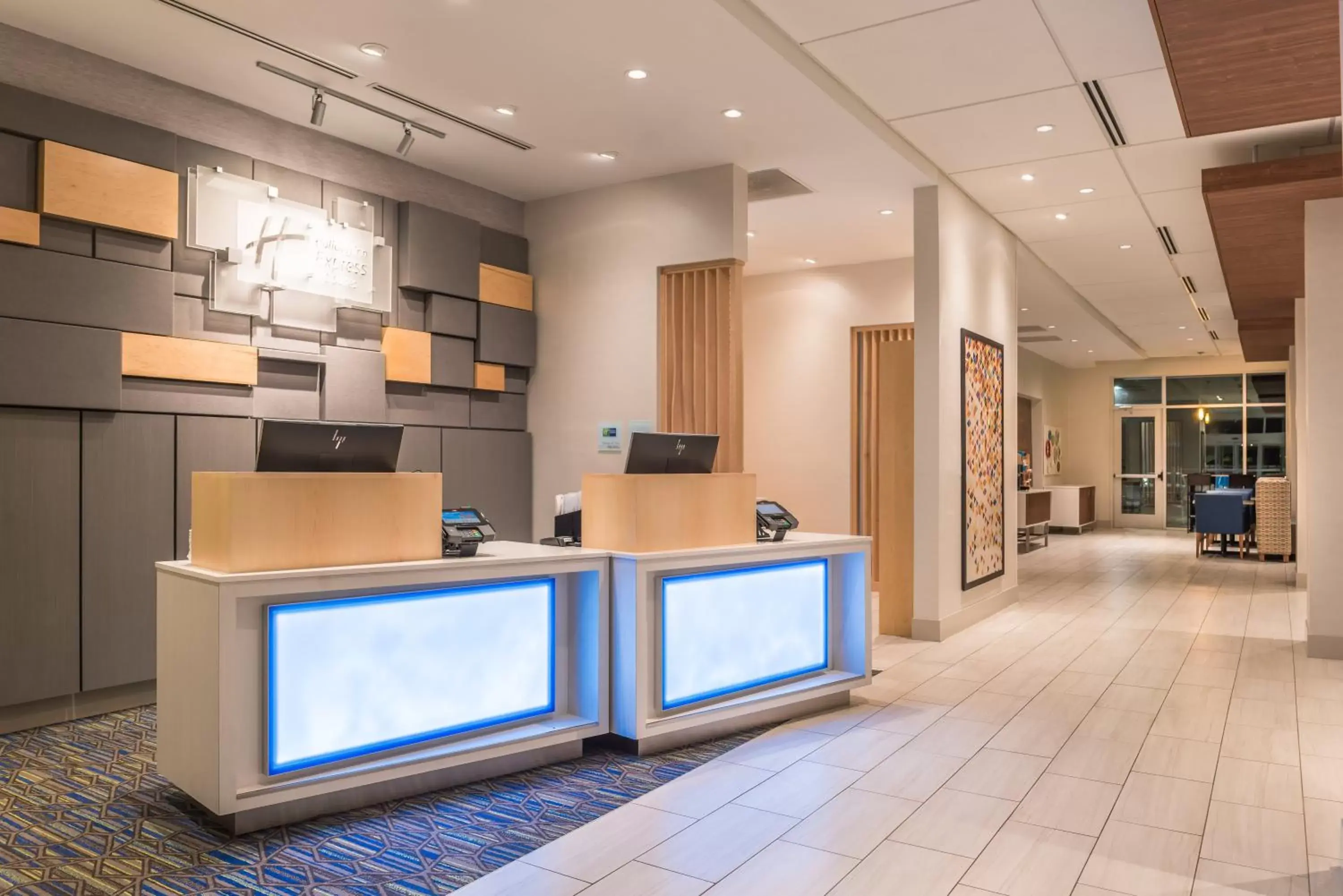 Lobby or reception, Lobby/Reception in Holiday Inn Express & Suites Farmville, an IHG Hotel