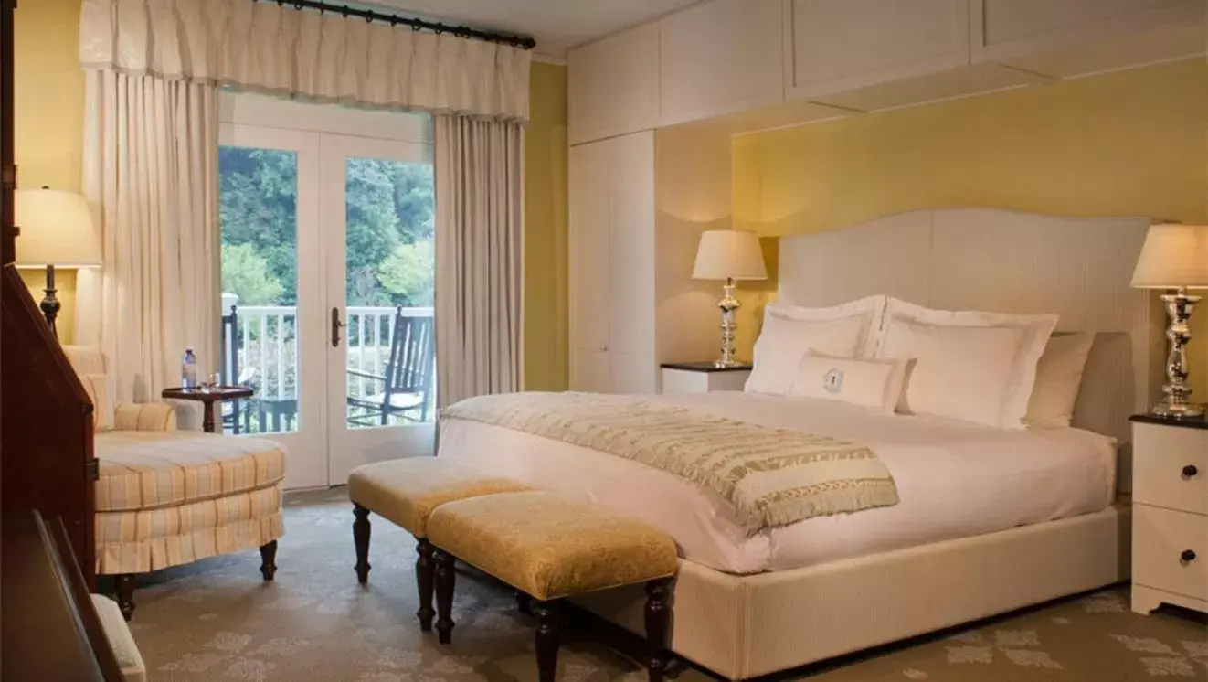 Premier Luxury Spa Room - 1 King Bed in Omni Bedford Springs Resort