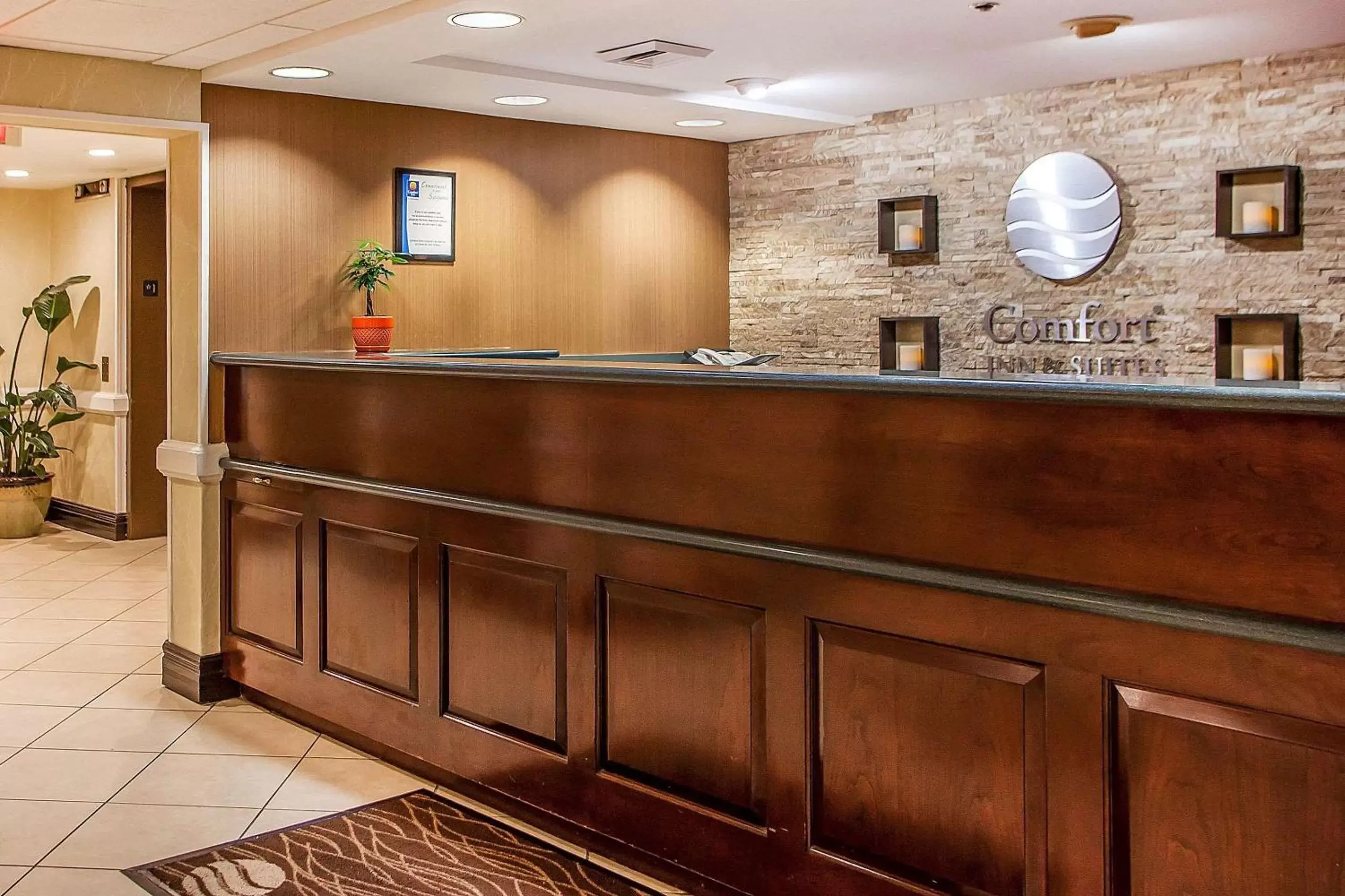 Lobby or reception, Lobby/Reception in Comfort Inn & Suites Somerset - New Brunswick