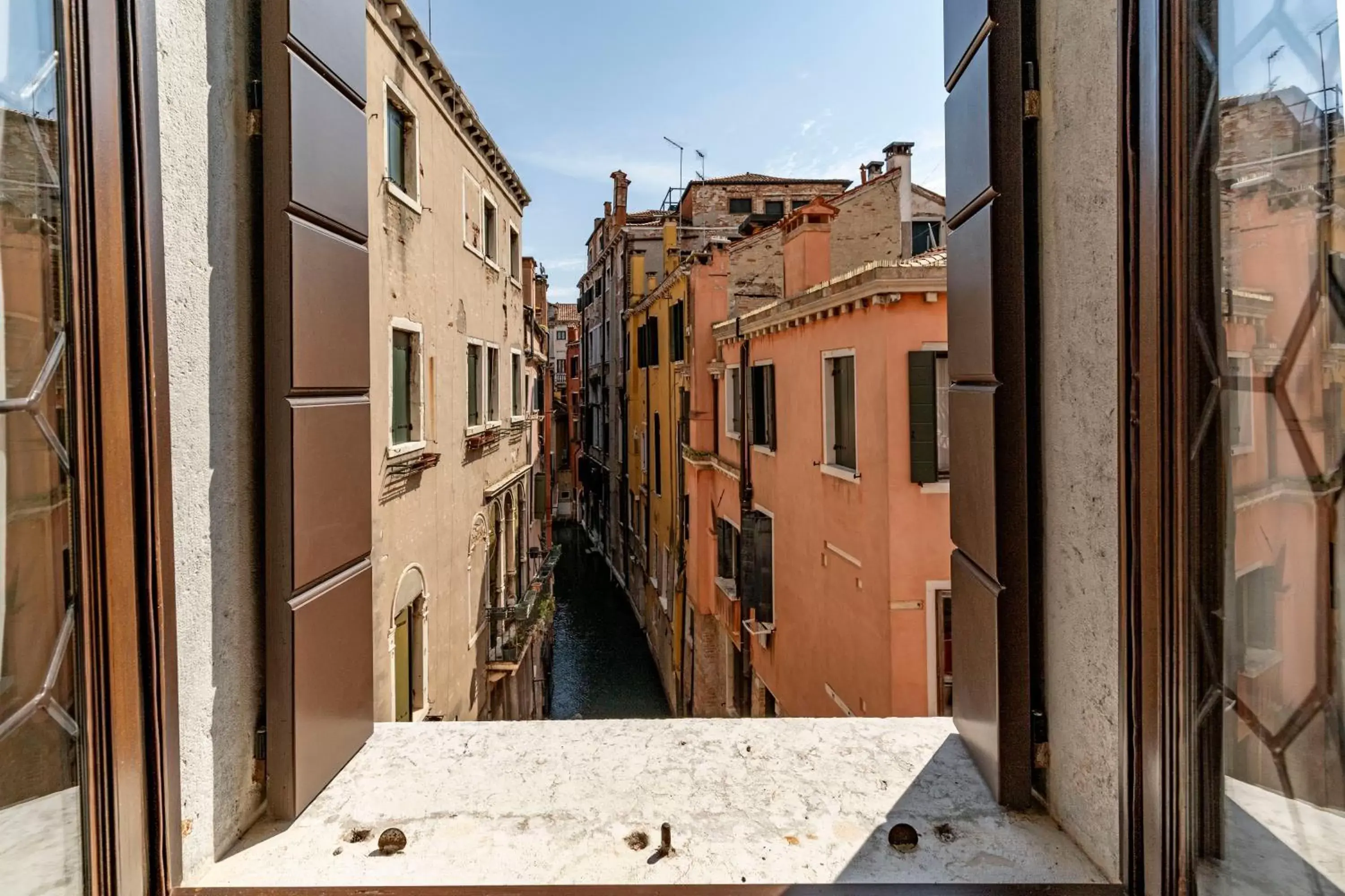 Street view in Palazzo Keller