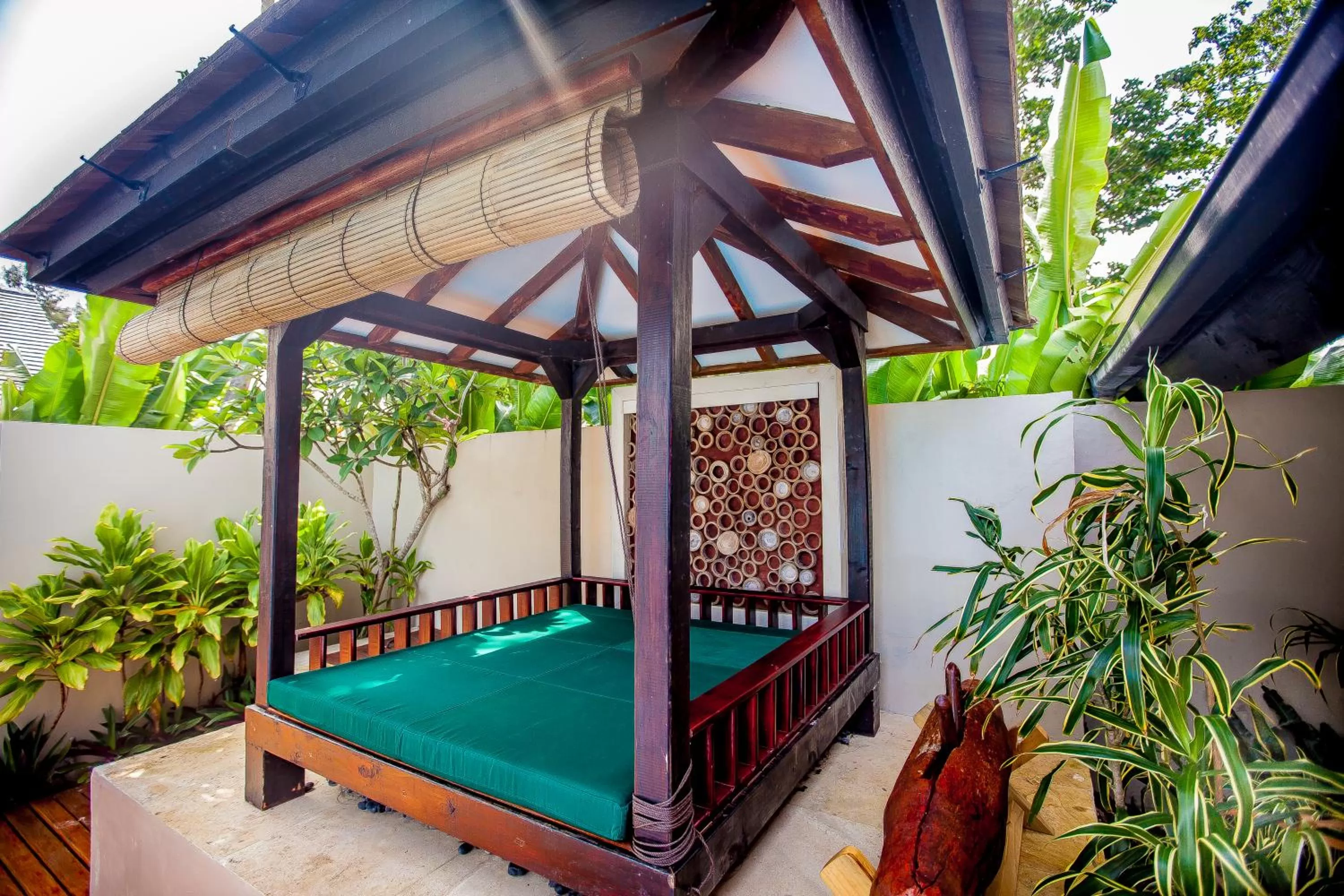 Balcony/Terrace in Warwick Le Lagon Resort & Spa, Vanuatu