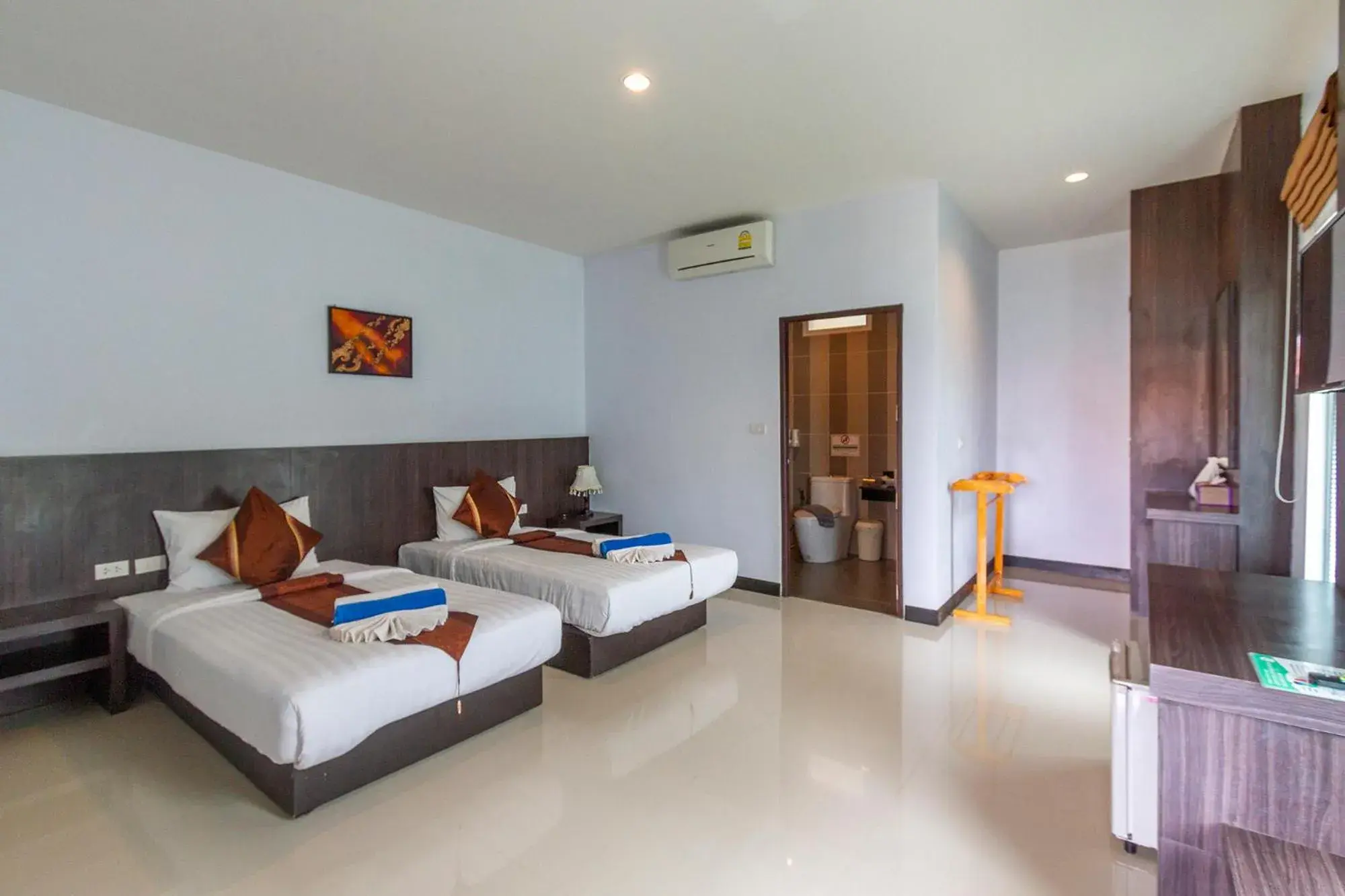 Bedroom in Lanta Lapaya Resort