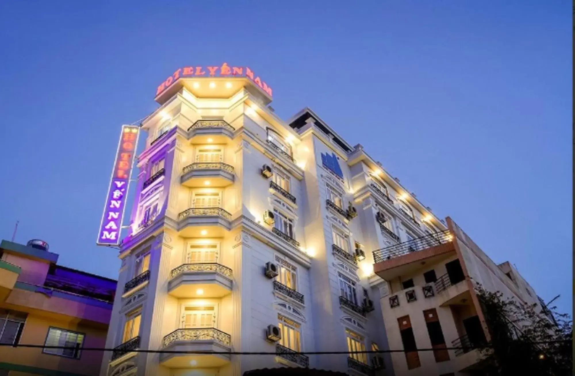 Facade/entrance in Yen Nam Hotel Nguyen Trong Tuyen Facade/entrance in Yen Nam Hotel Nguyen Trong Tuyen