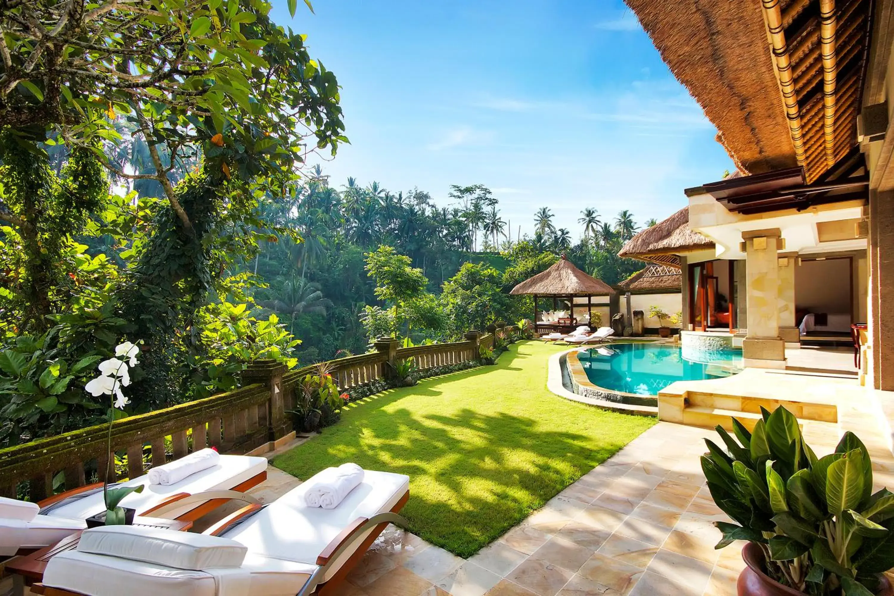 Balcony/Terrace, Swimming Pool in Viceroy Bali