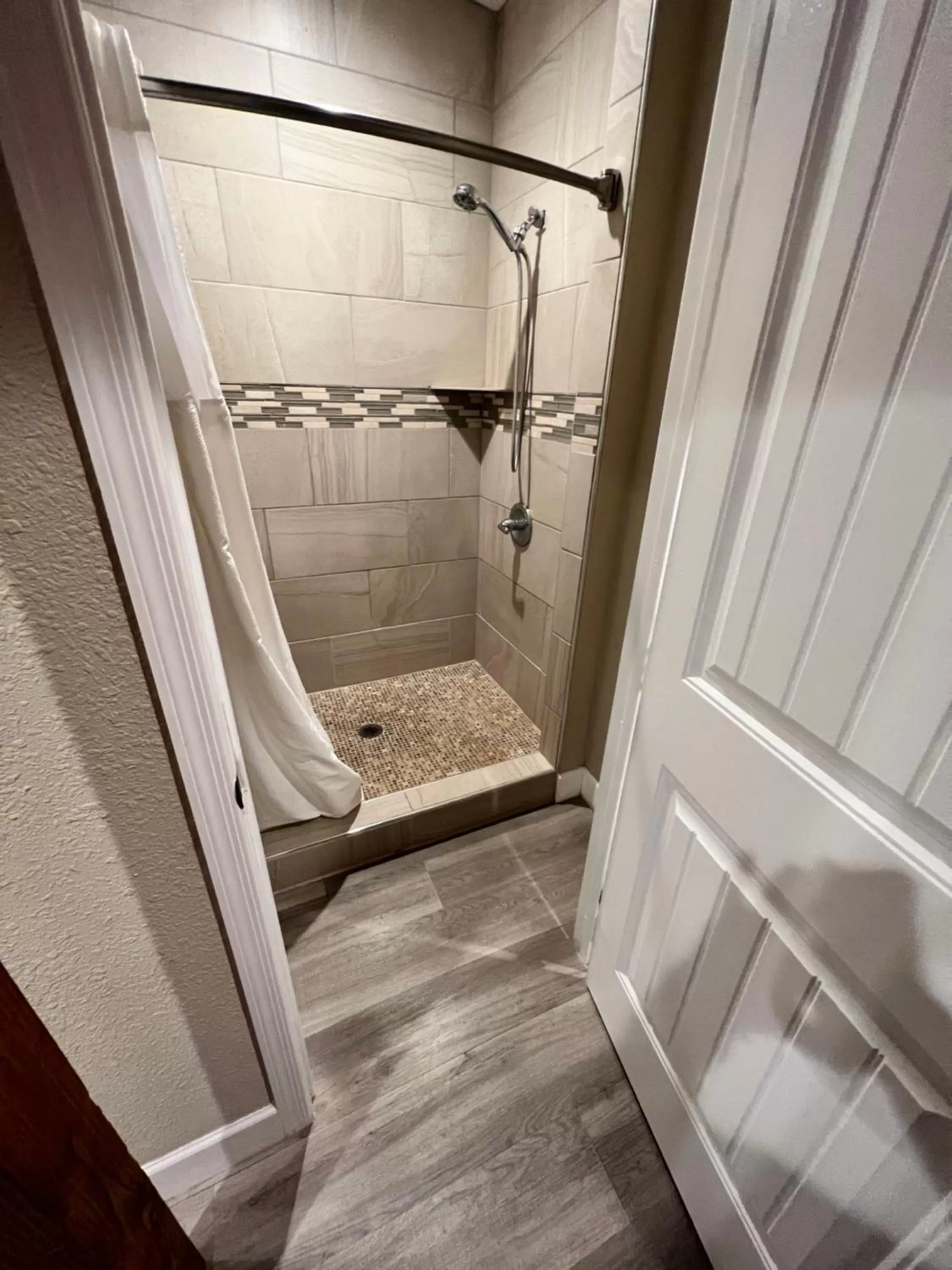 Lantern Light Inn - Romantic Getaway