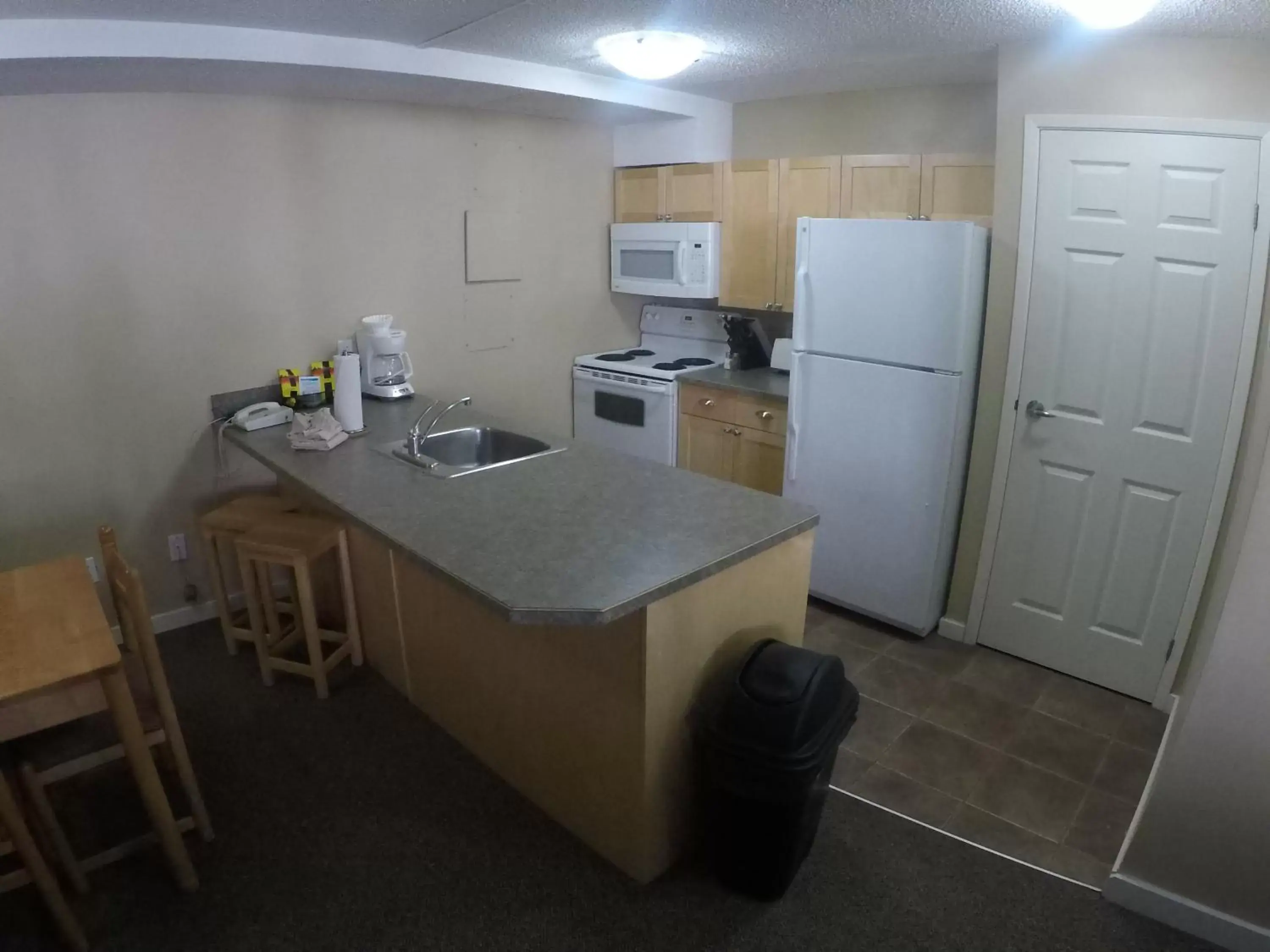 Kitchen or kitchenette, Kitchen/Kitchenette in Panorama Vacation Retreat at Horsethief Lodge