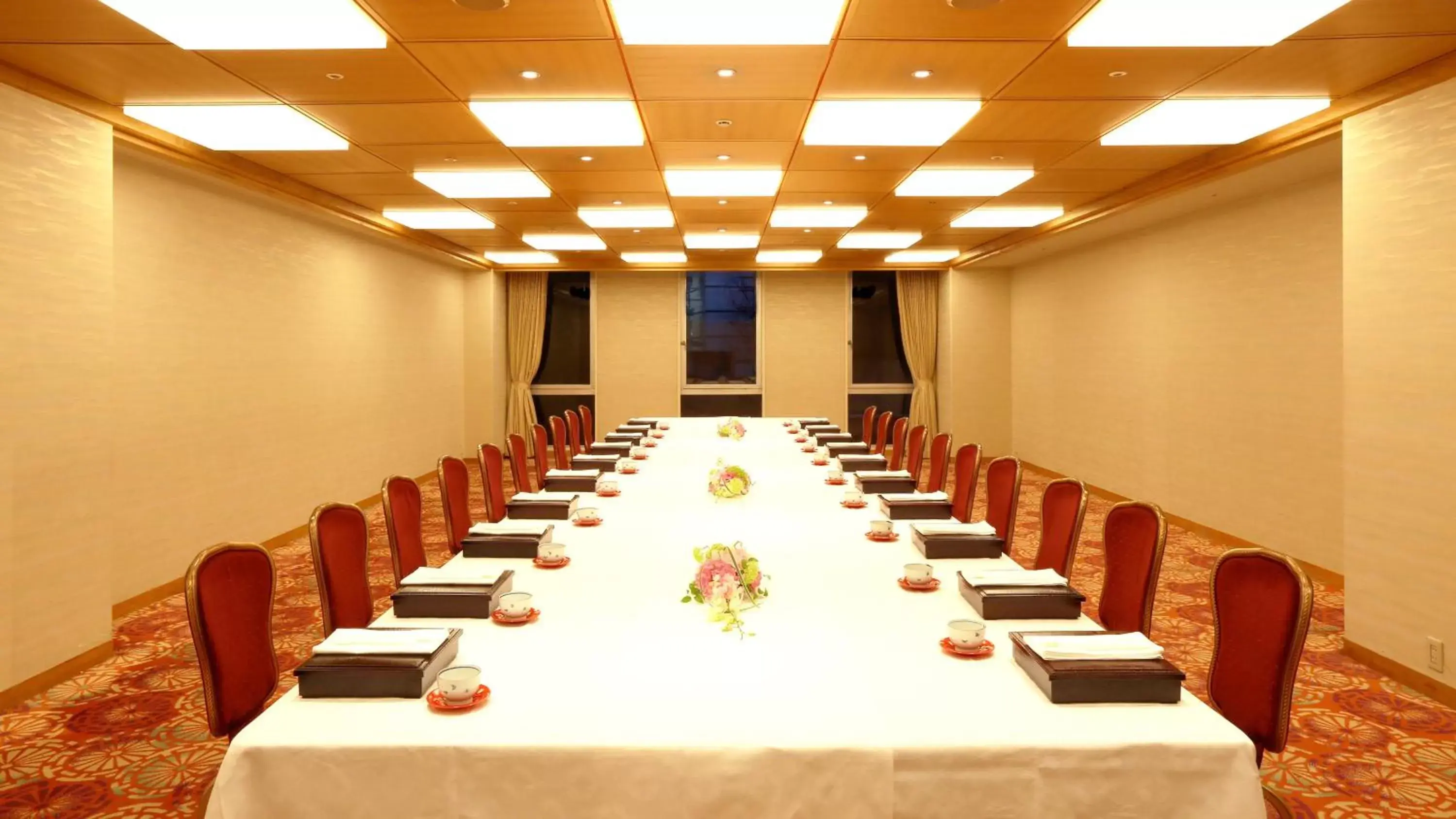 Meeting/conference room in RIHGA Royal Hotel Osaka