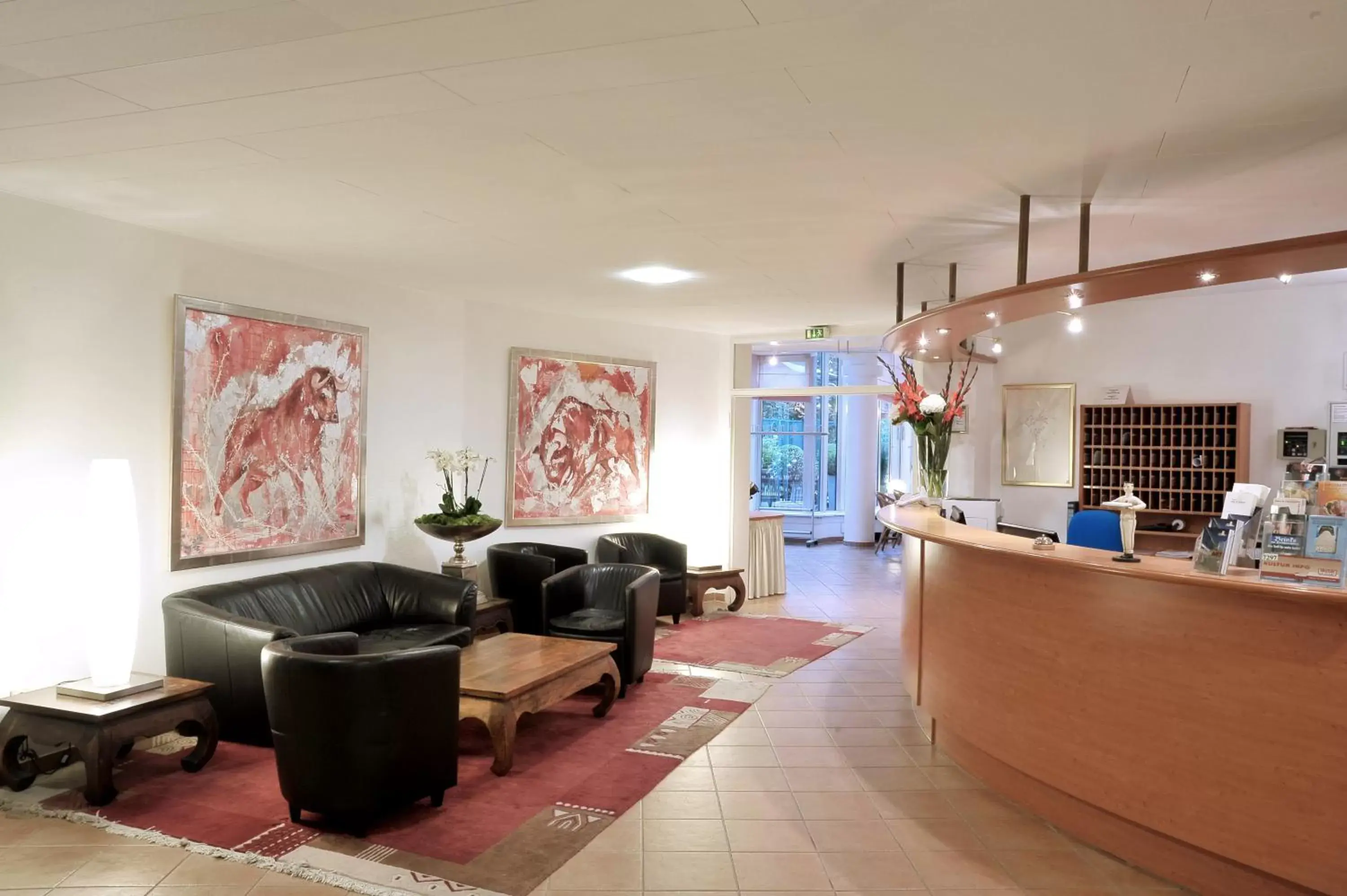 Lounge or bar, Lobby/Reception in Hotel Ludwig van Beethoven